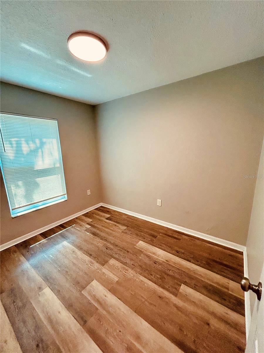 Image 9 of 10 For 804 12th St E  808
