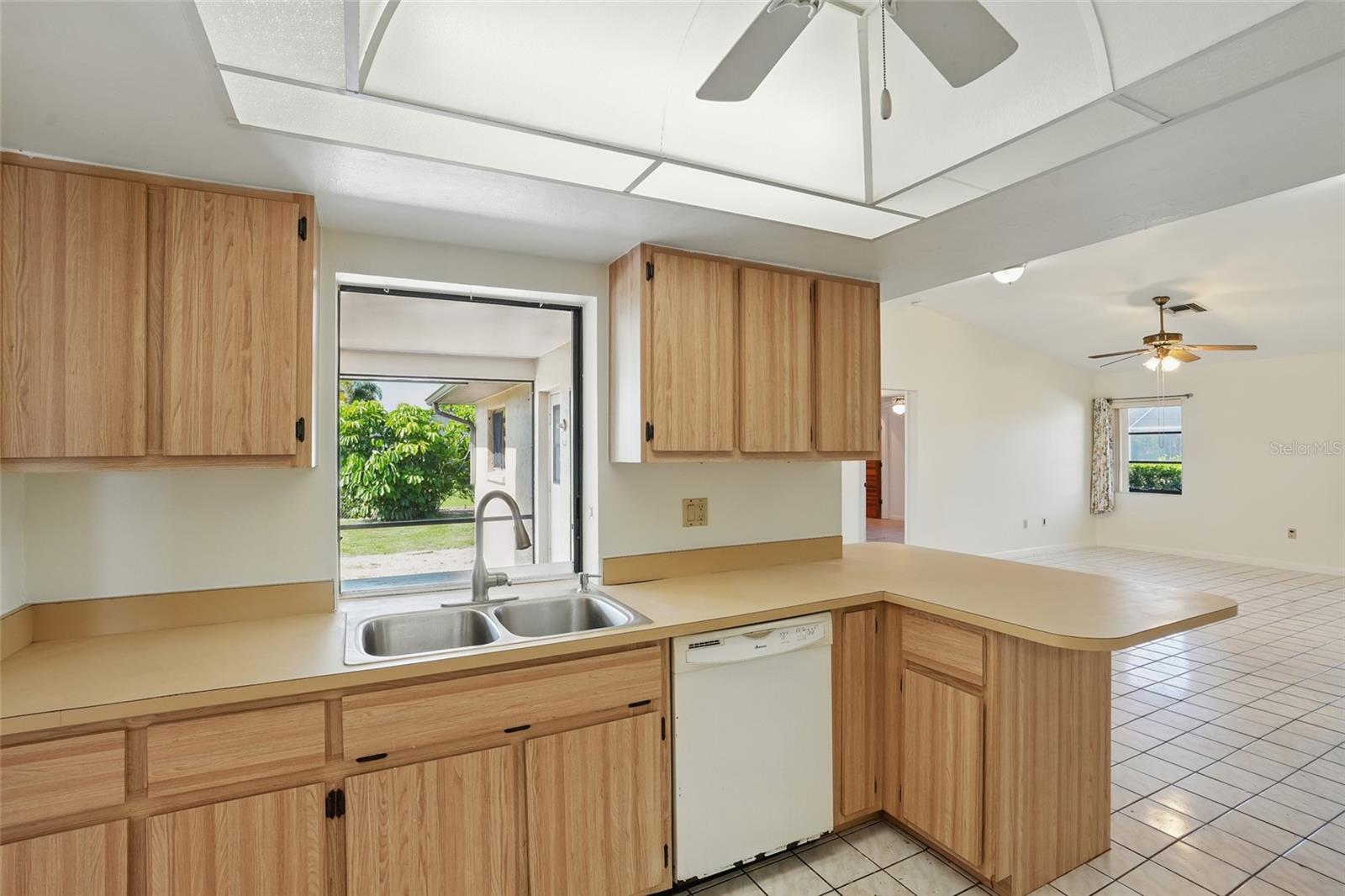 Image 12 of 37 For 268 46th Terrace