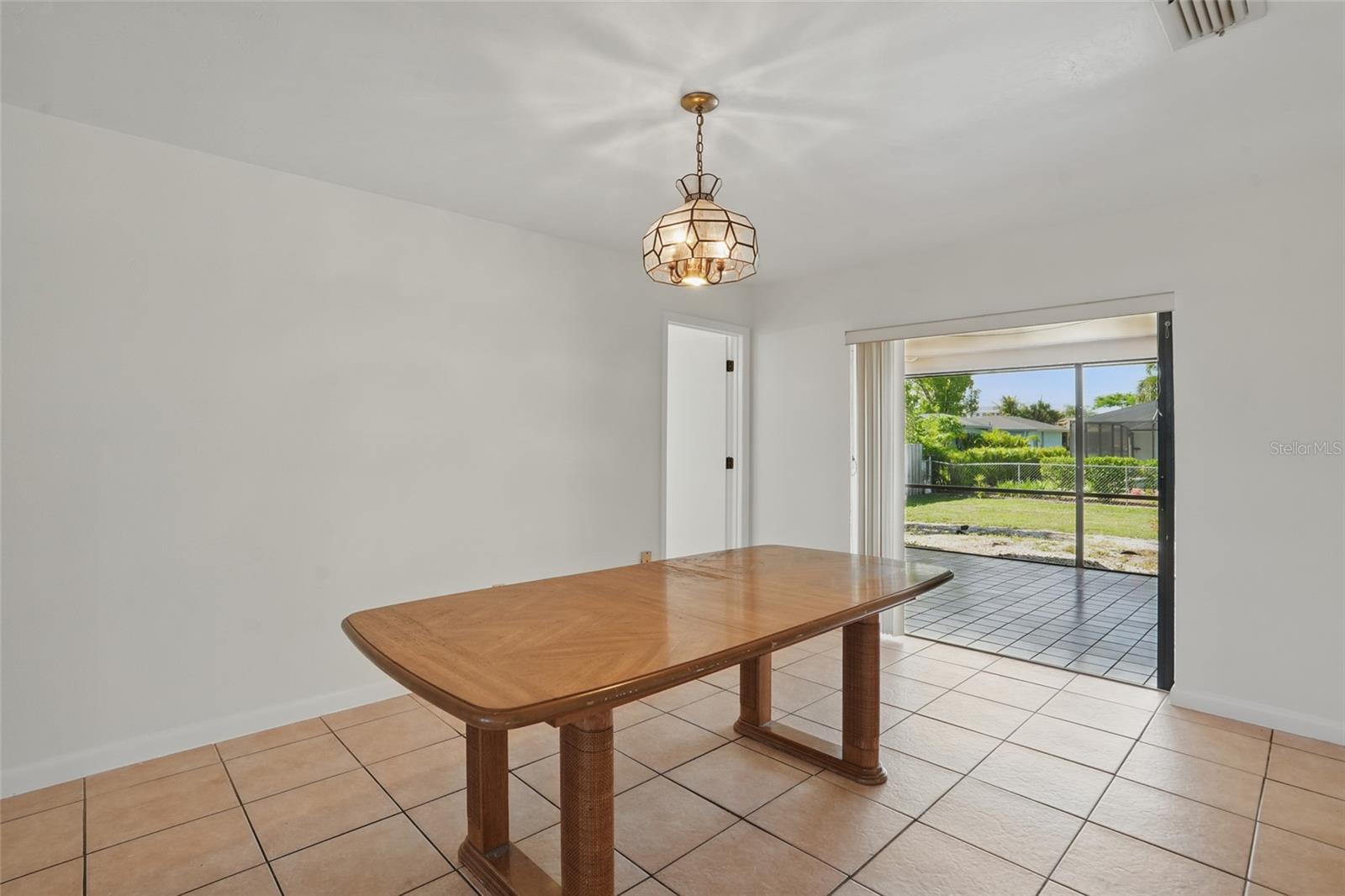 Image 16 of 37 For 268 46th Terrace