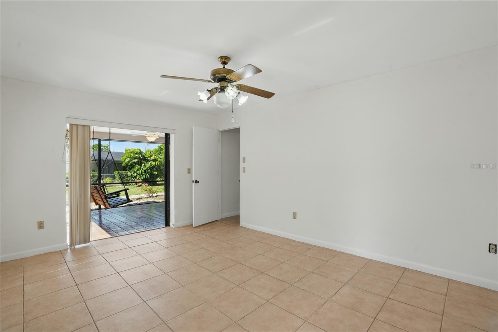 Image 26 of 37 For 268 46th Terrace