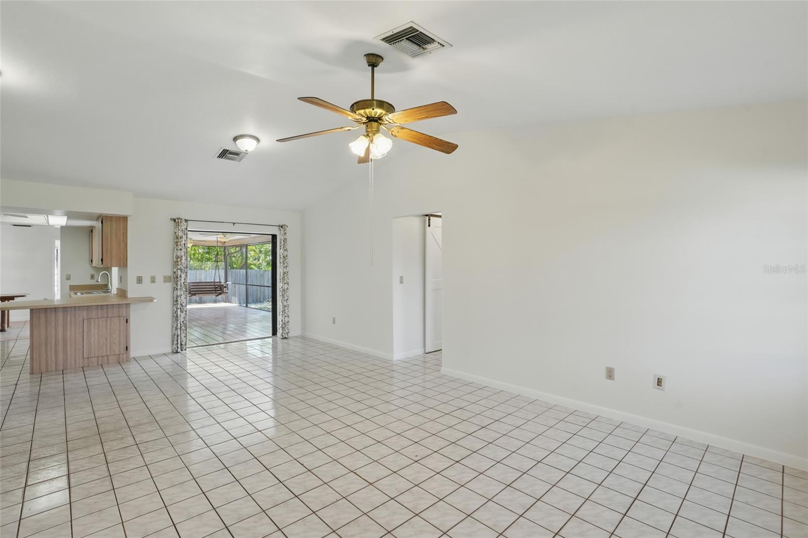 Image 6 of 37 For 268 46th Terrace