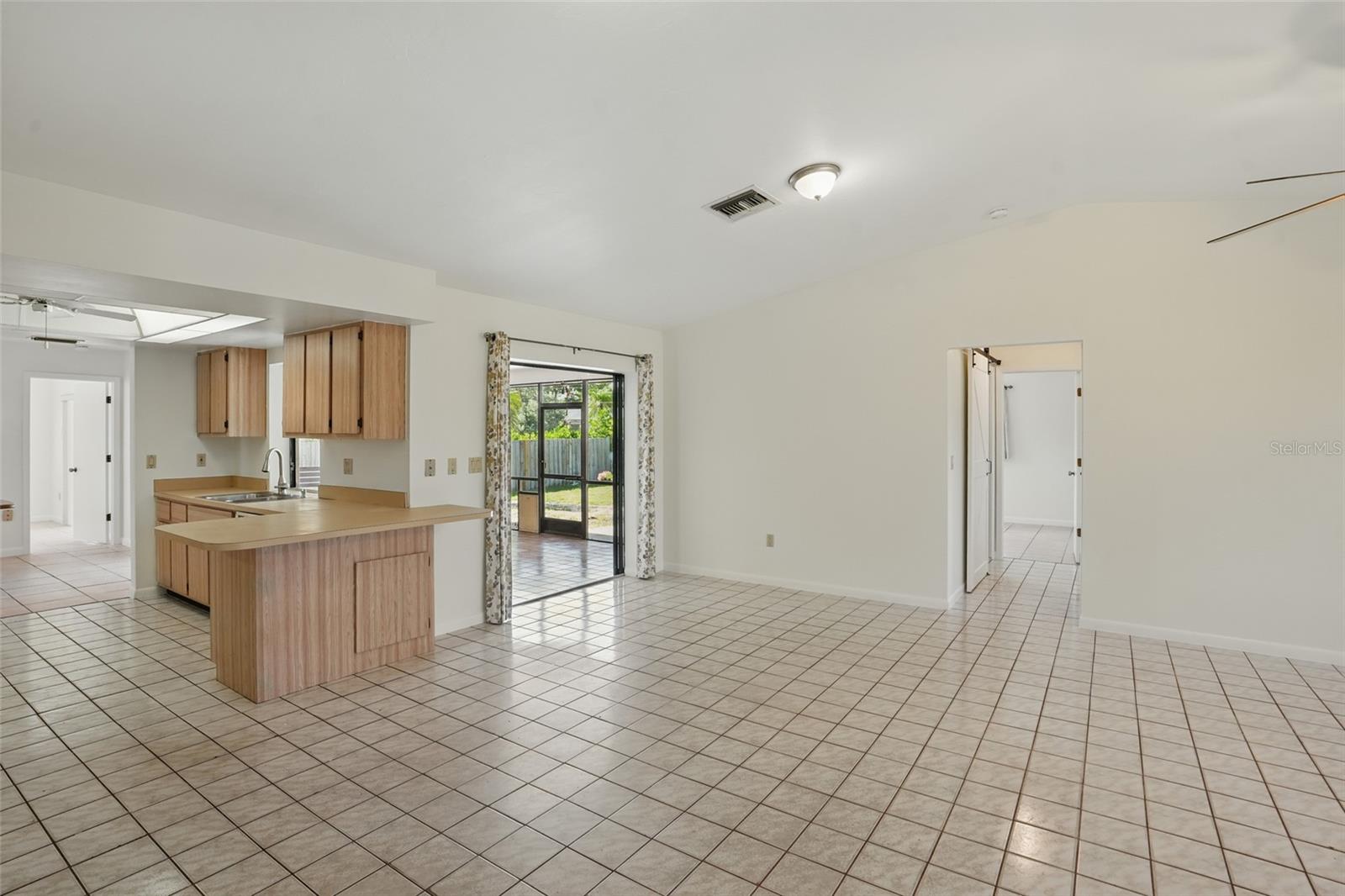 Image 9 of 37 For 268 46th Terrace