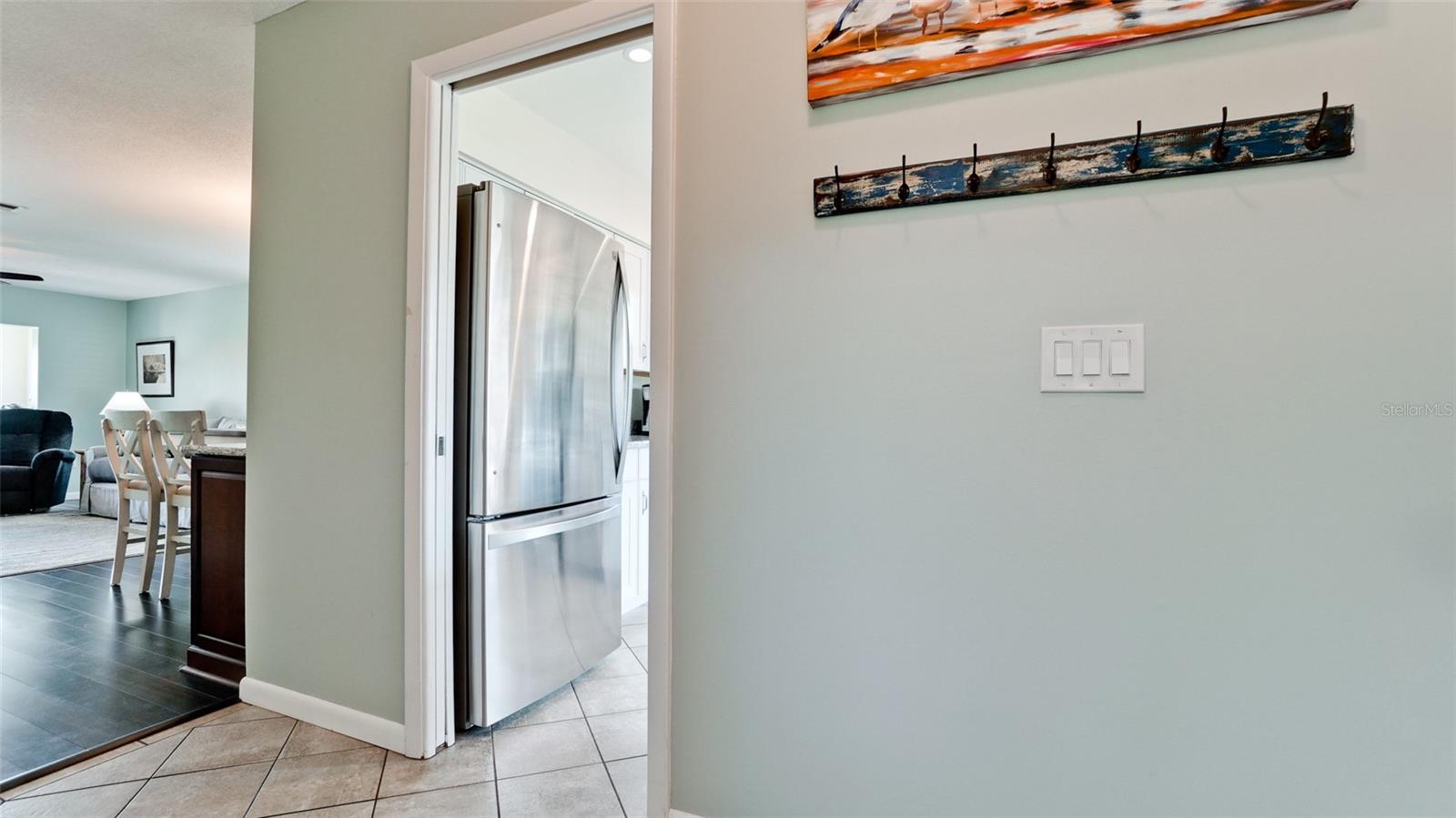 Image 3 of 36 For 3305 Notre Dame Place 3305