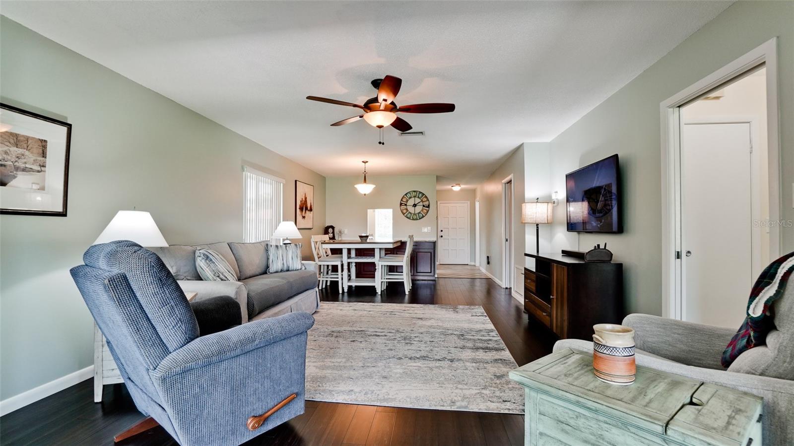 Image 9 of 36 For 3305 Notre Dame Place 3305