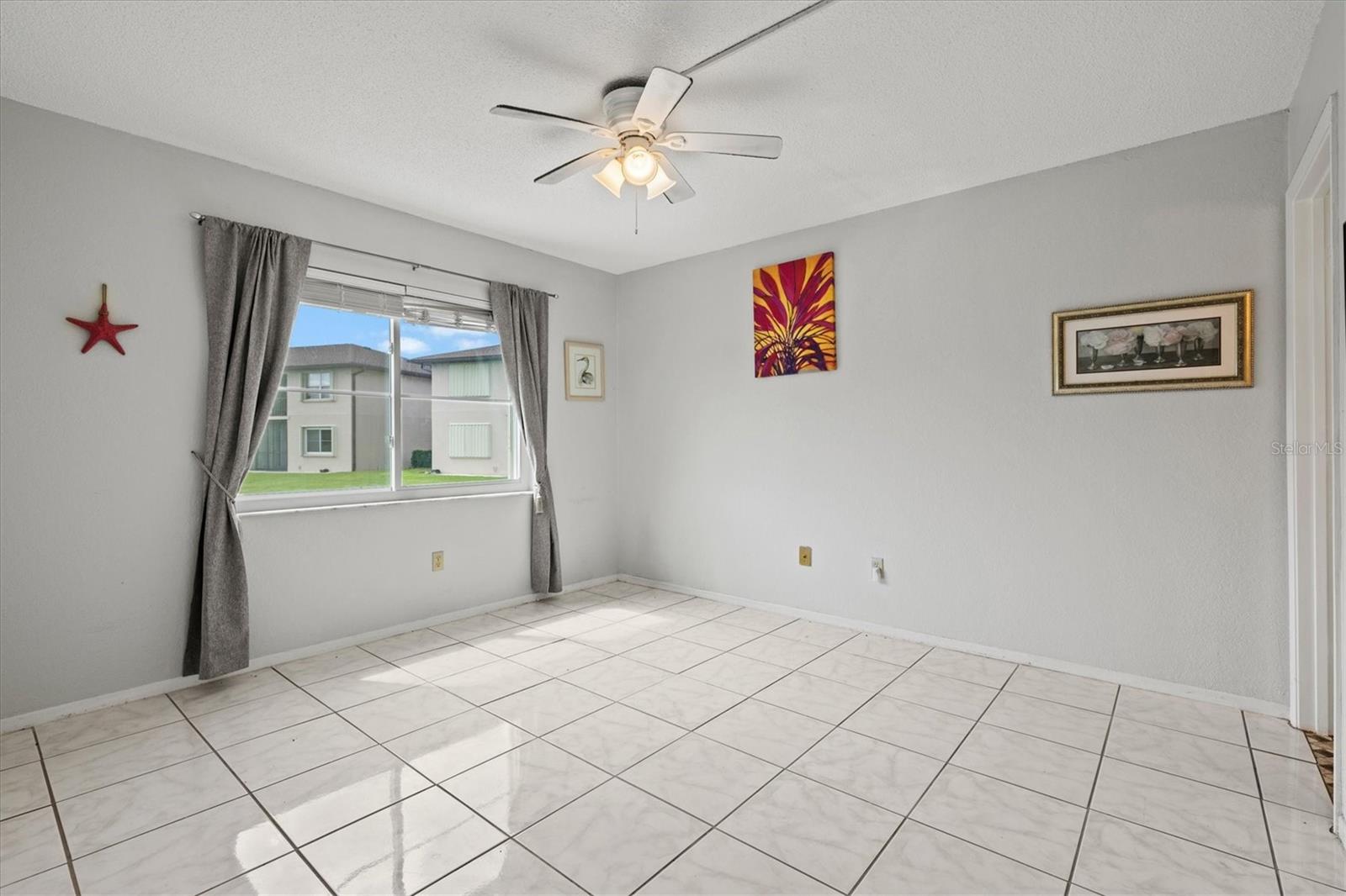 Image 12 of 58 For 25100 Sandhill Boulevard 104 G