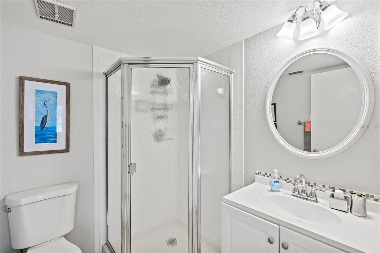 Image 18 of 58 For 25100 Sandhill Boulevard 104 G