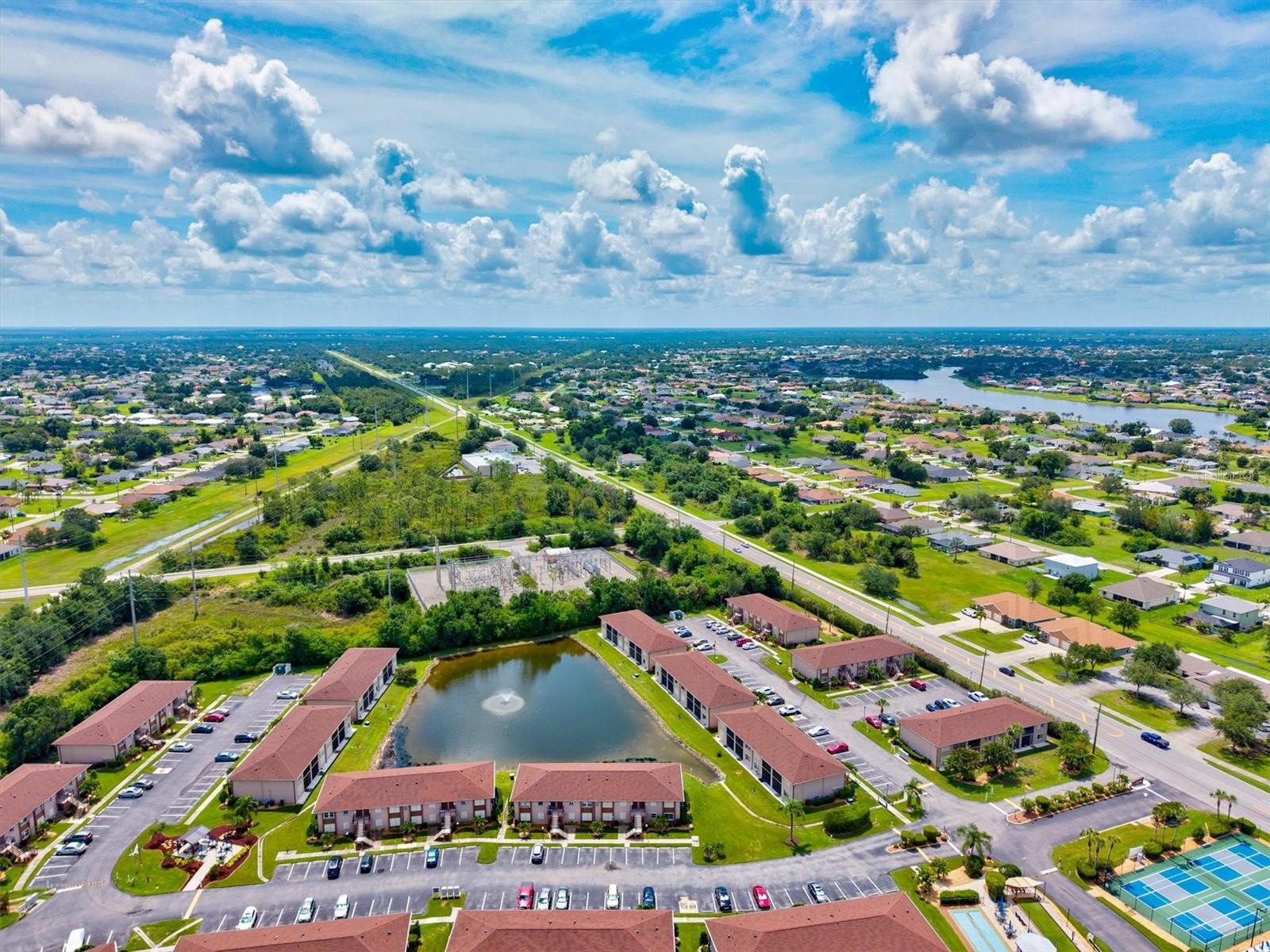 Image 31 of 58 For 25100 Sandhill Boulevard 104 G