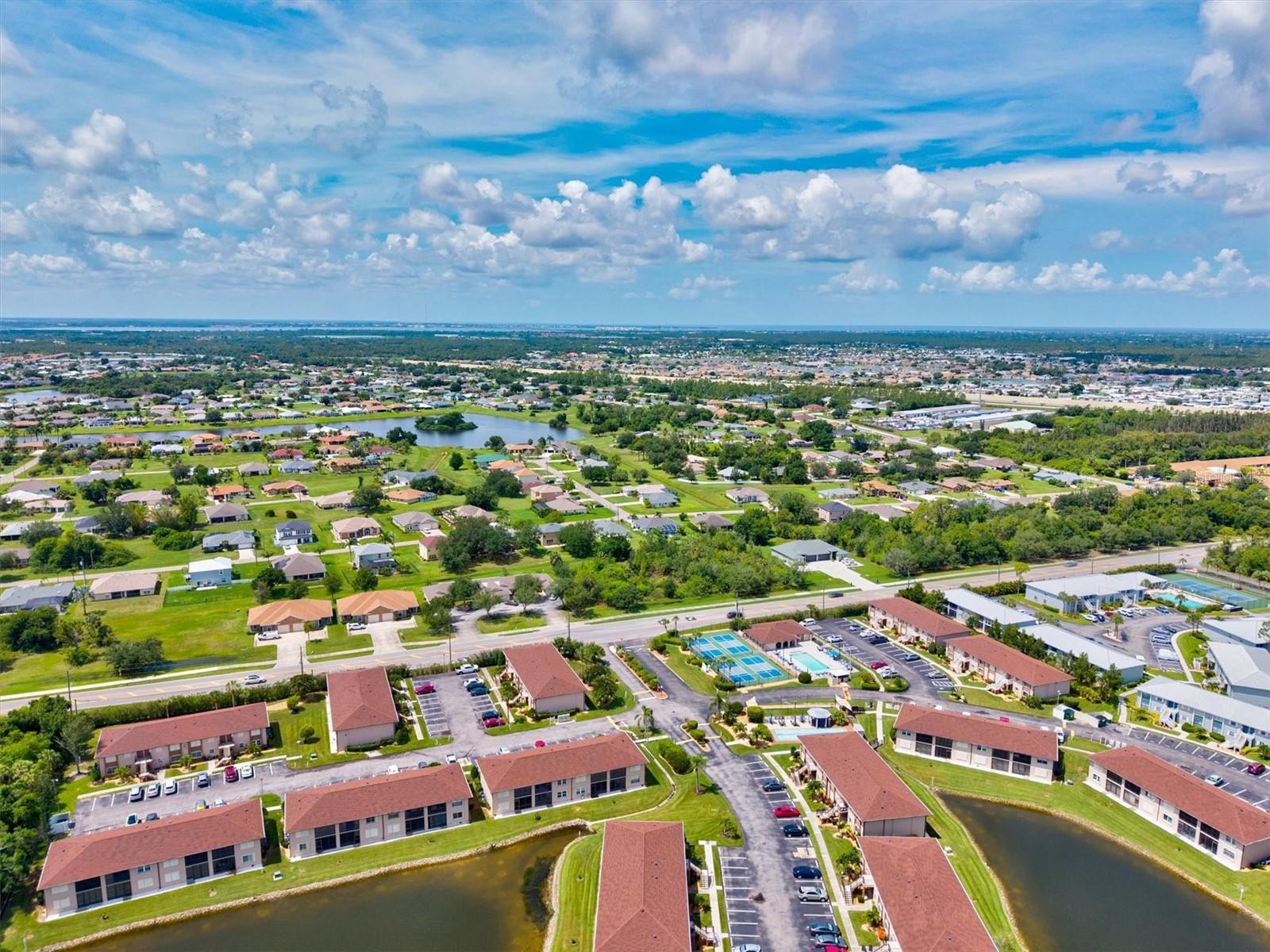 Image 34 of 58 For 25100 Sandhill Boulevard 104 G