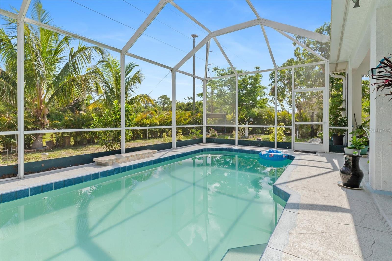Image 26 of 50 For 25324 Alicante Drive