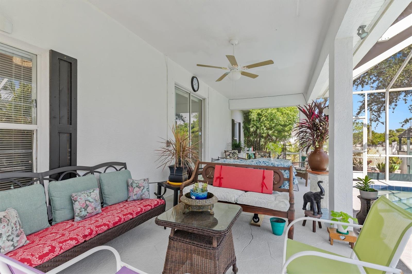Image 28 of 50 For 25324 Alicante Drive