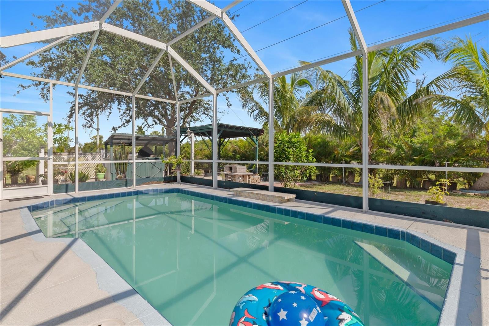 Image 29 of 50 For 25324 Alicante Drive