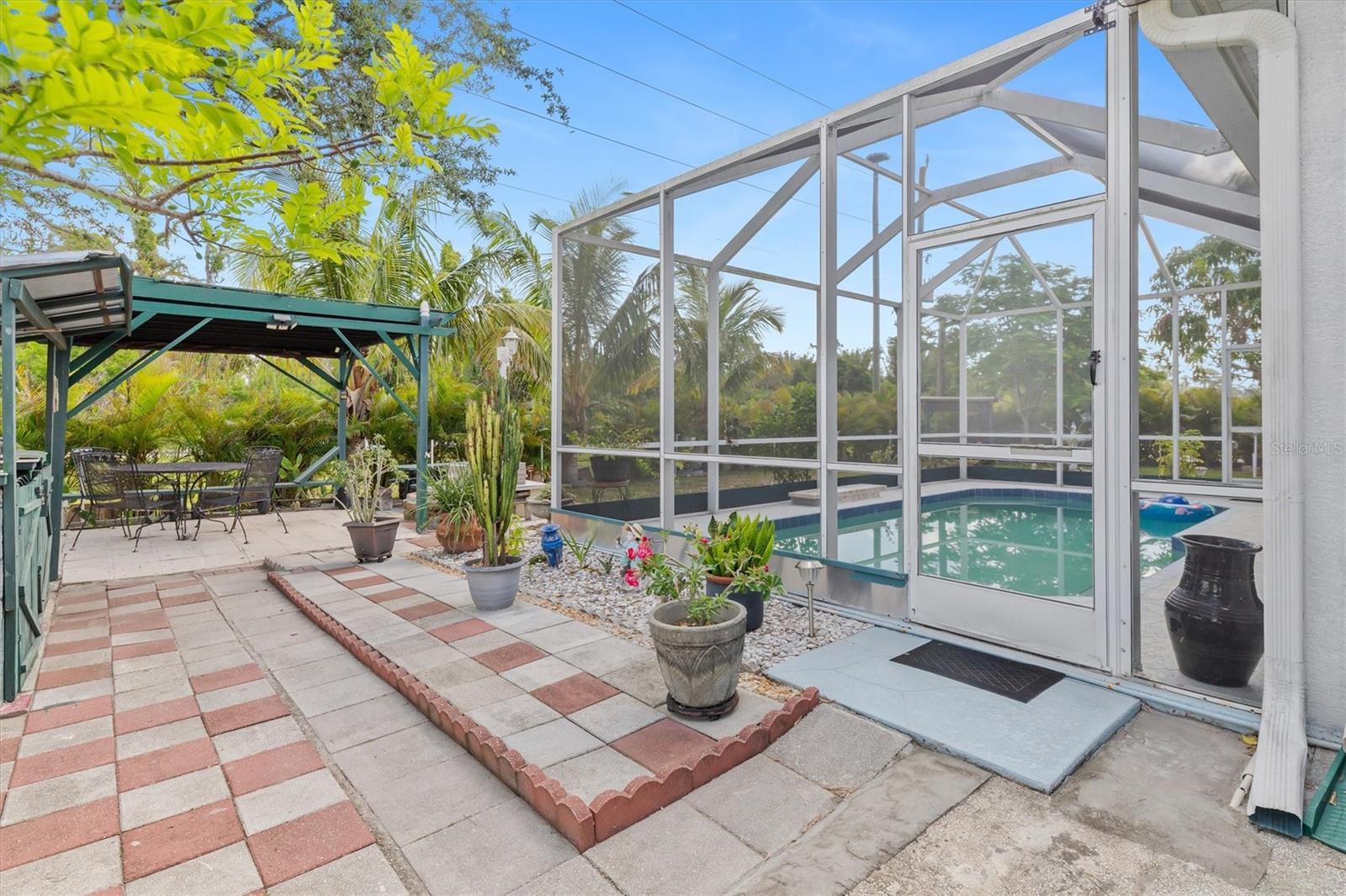 Image 32 of 50 For 25324 Alicante Drive