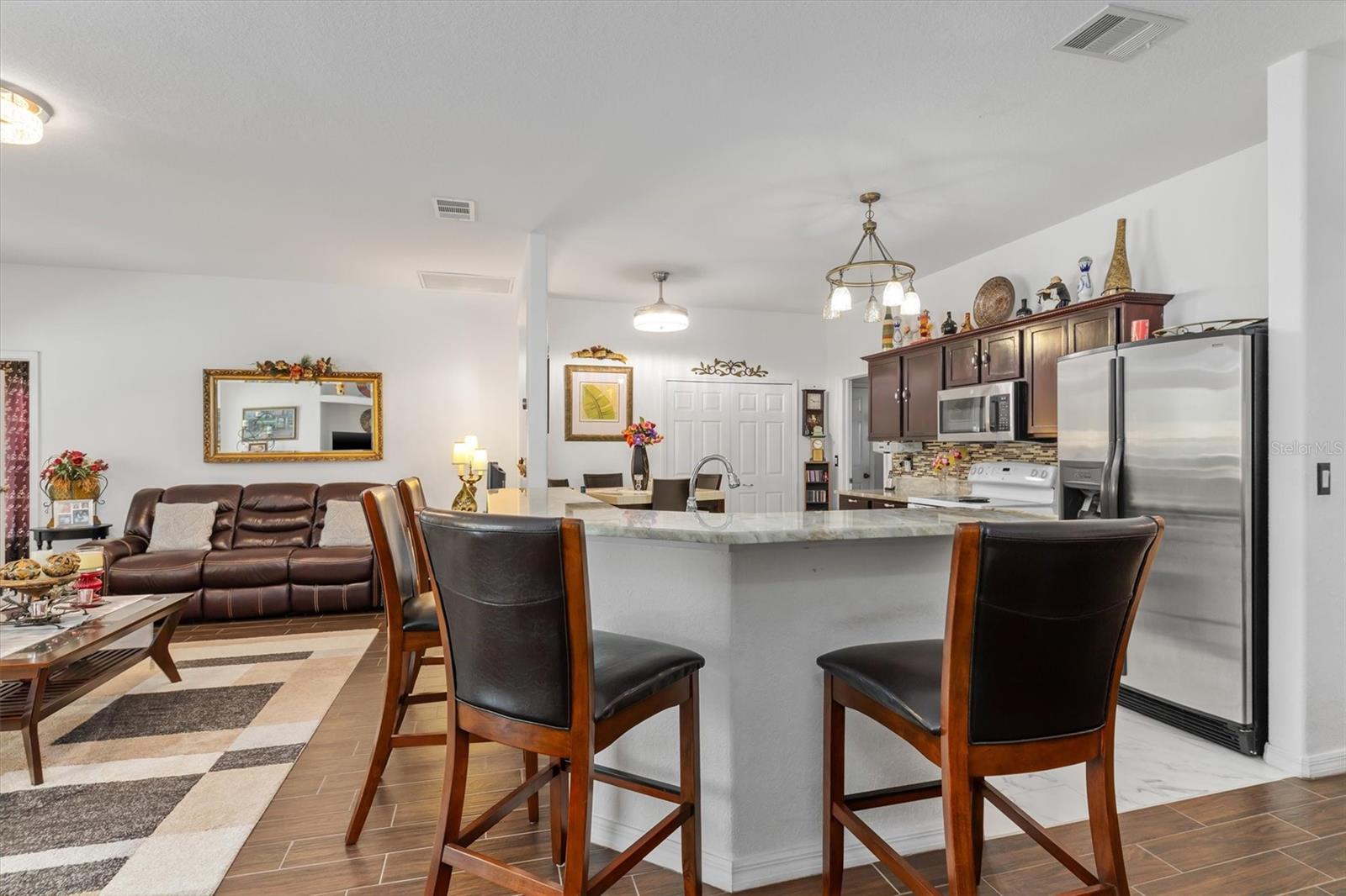 Image 7 of 50 For 25324 Alicante Drive