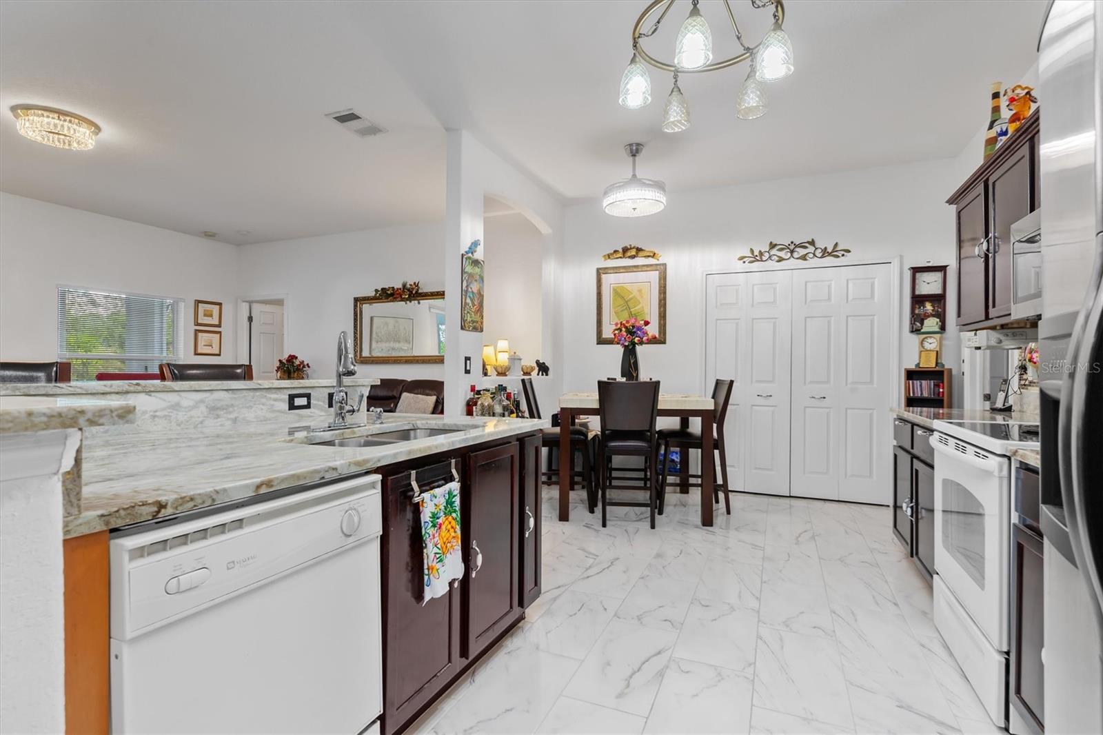 Image 8 of 50 For 25324 Alicante Drive
