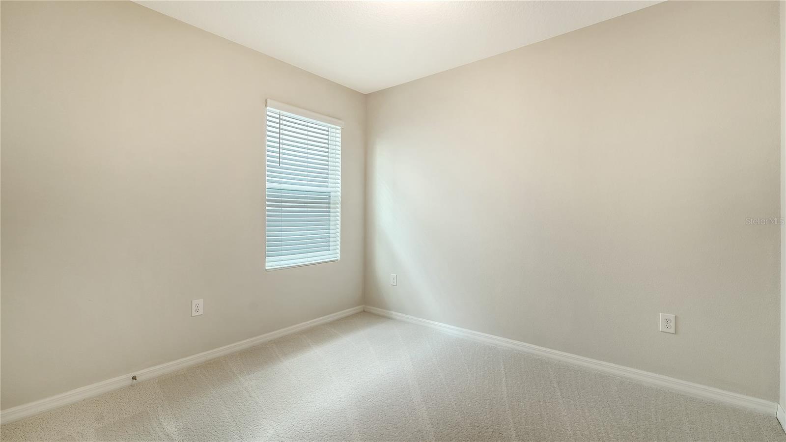 Image 20 of 55 For 5905 Silver Sage Way