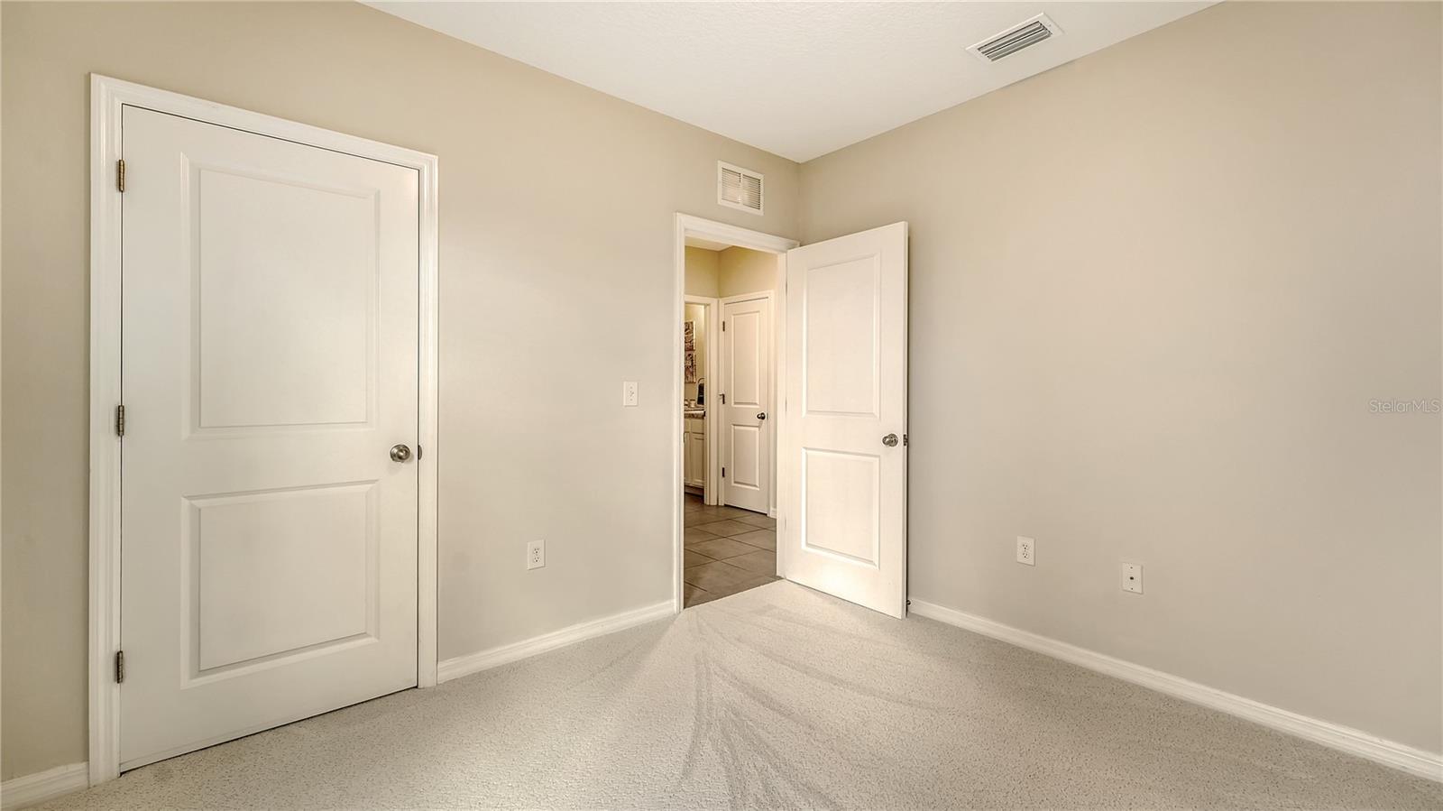 Image 21 of 55 For 5905 Silver Sage Way