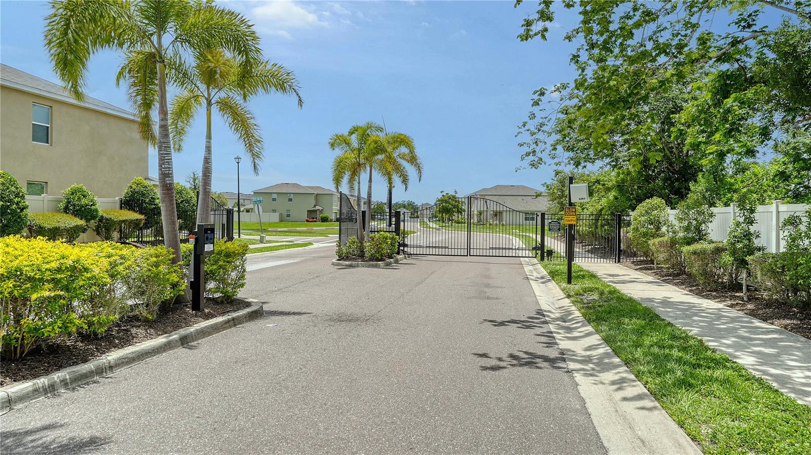 Image 33 of 55 For 5905 Silver Sage Way