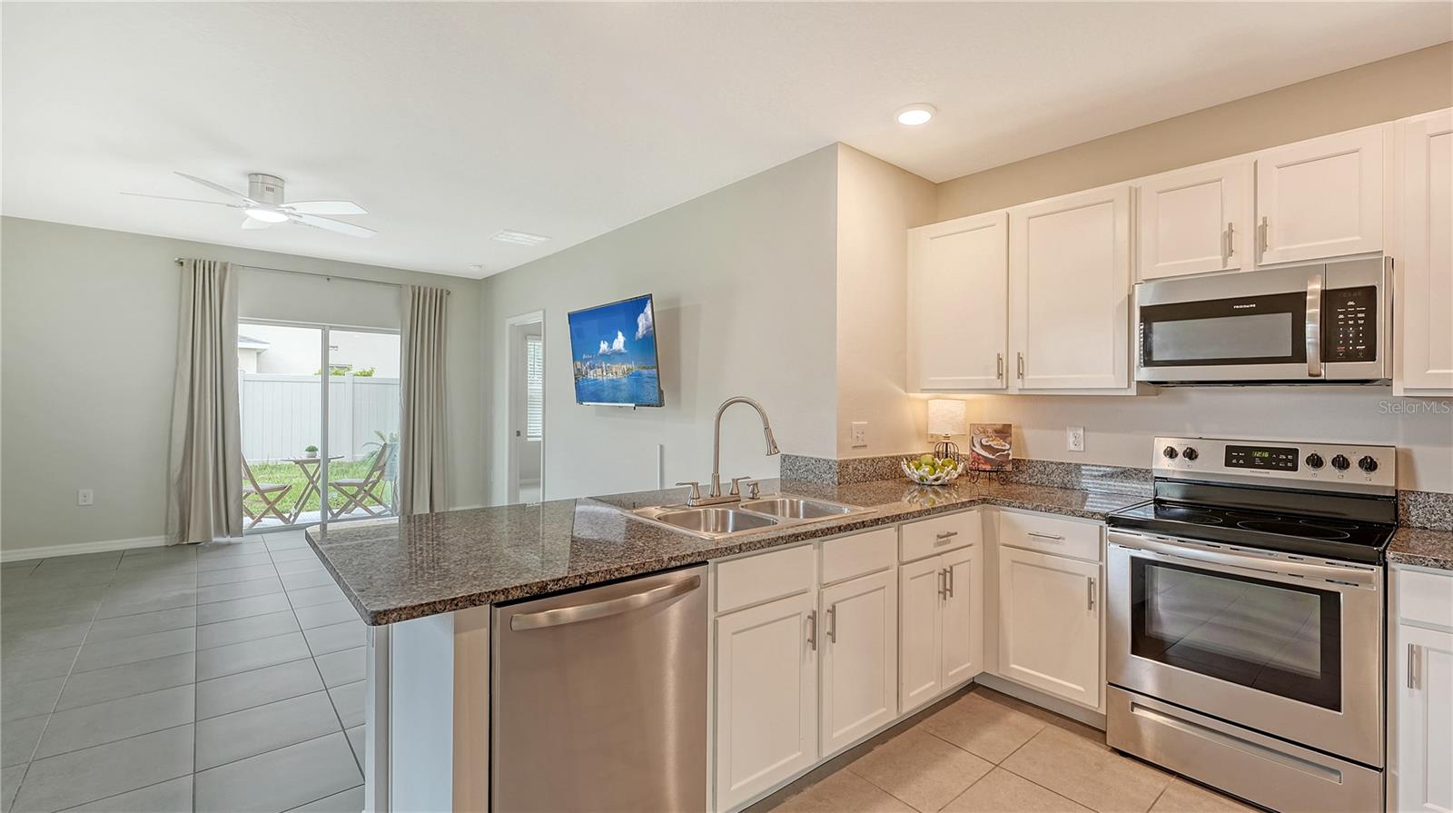 Image 9 of 55 For 5905 Silver Sage Way