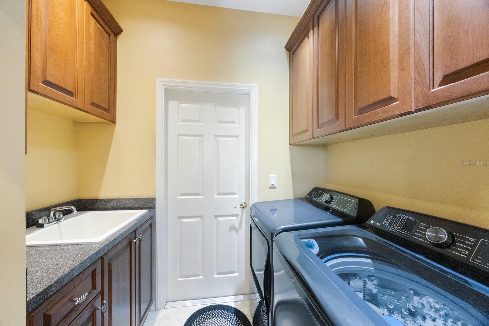 Image 12 of 53 For 7615 Charleston Street
