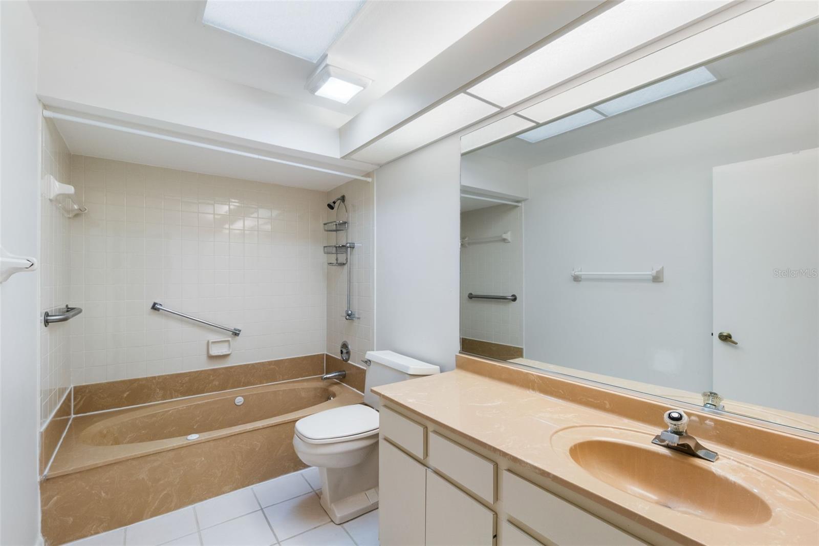 Image 20 of 60 For 4474 Cayo Grande Drive 31