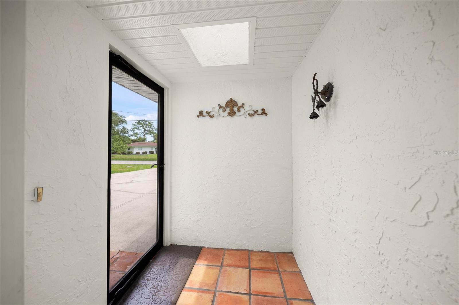 Image 11 of 54 For 6738 Avenue D