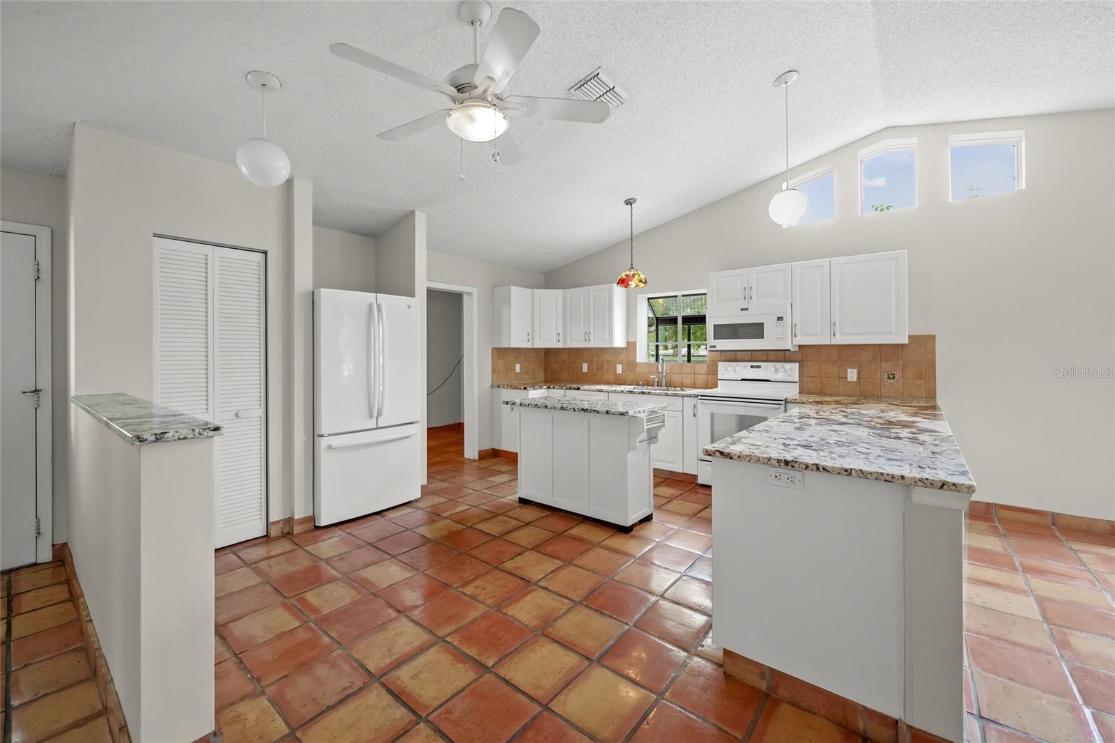 Image 15 of 54 For 6738 Avenue D