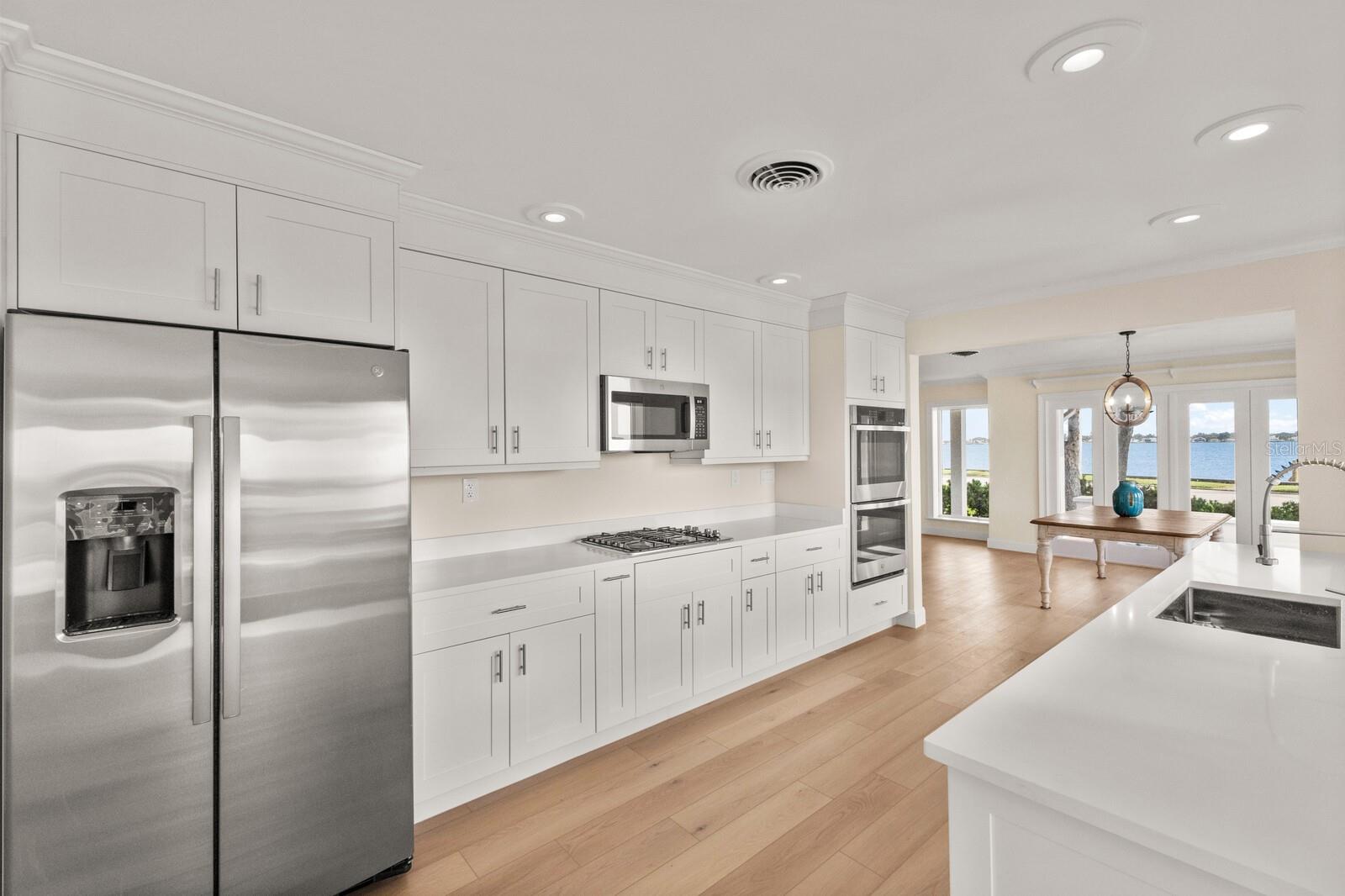 Image 18 of 63 For 2401 Riverview Boulevard