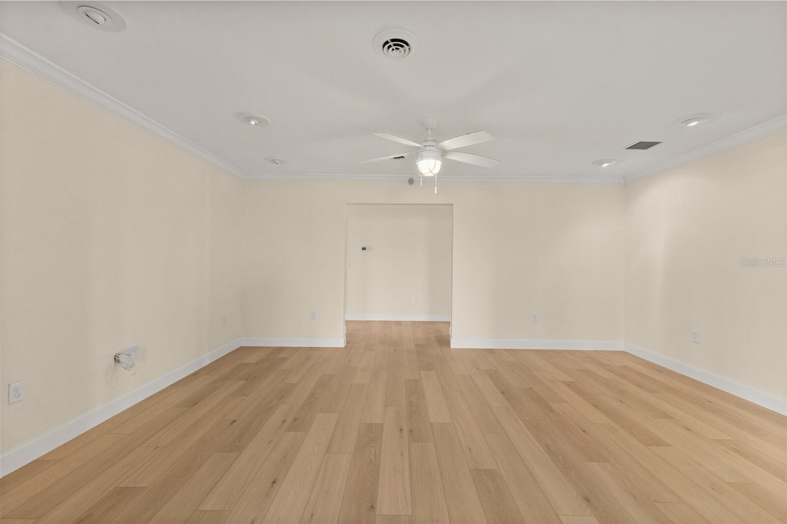 Image 27 of 63 For 2401 Riverview Boulevard