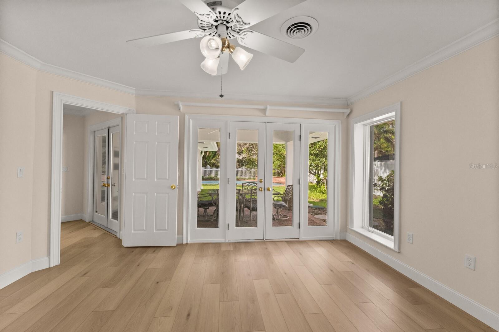 Image 36 of 63 For 2401 Riverview Boulevard