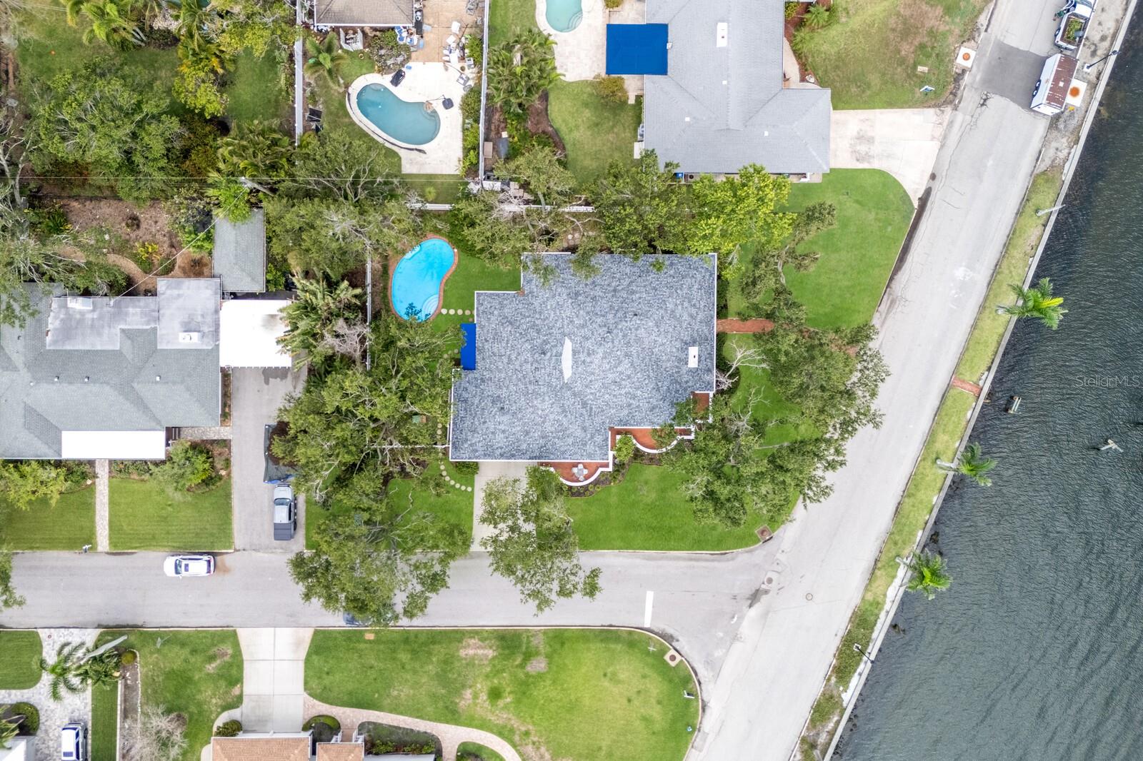 Image 50 of 63 For 2401 Riverview Boulevard