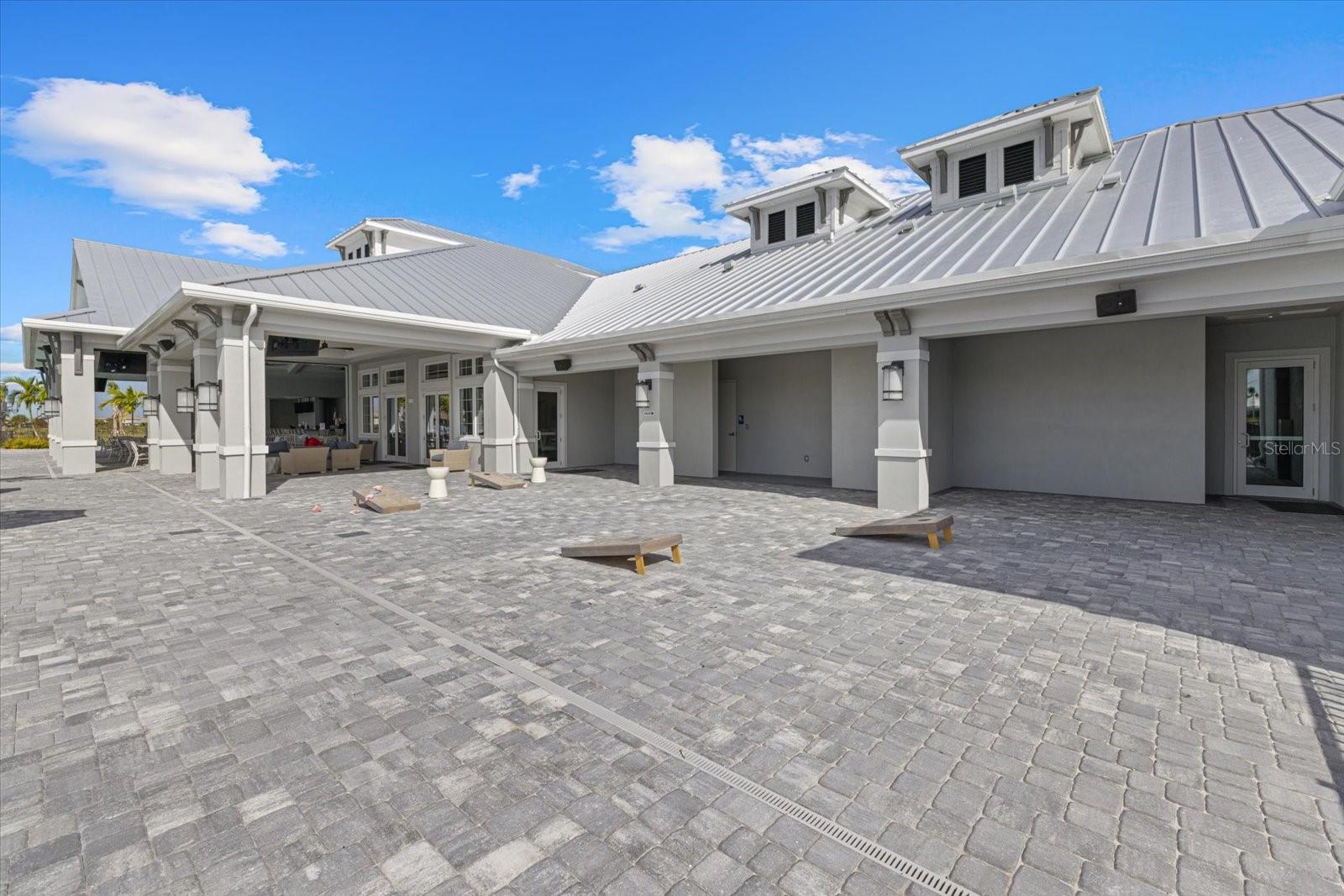 Image 51 of 67 For 15716 Barefoot Beach Drive