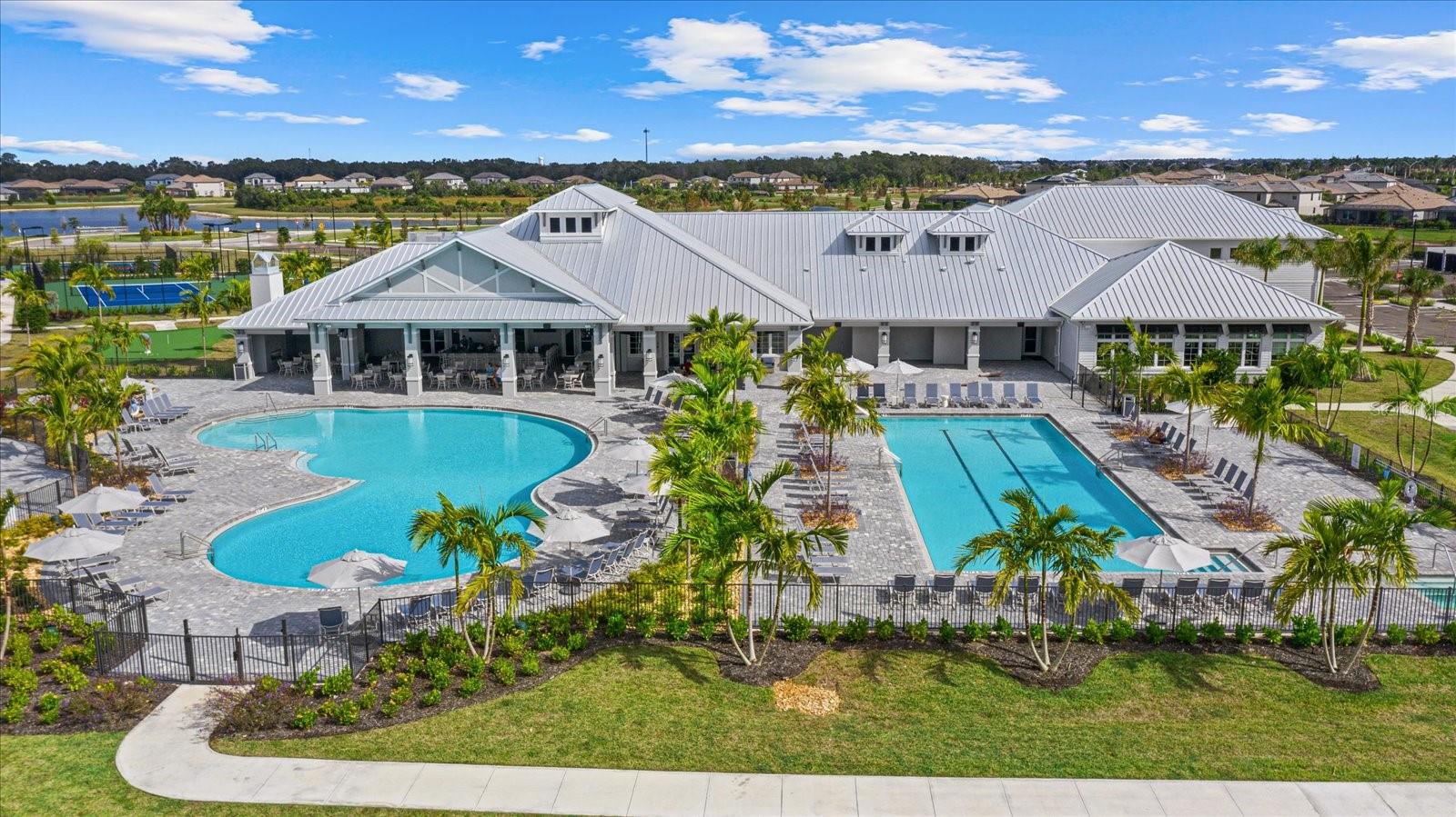 Image 60 of 67 For 15716 Barefoot Beach Drive