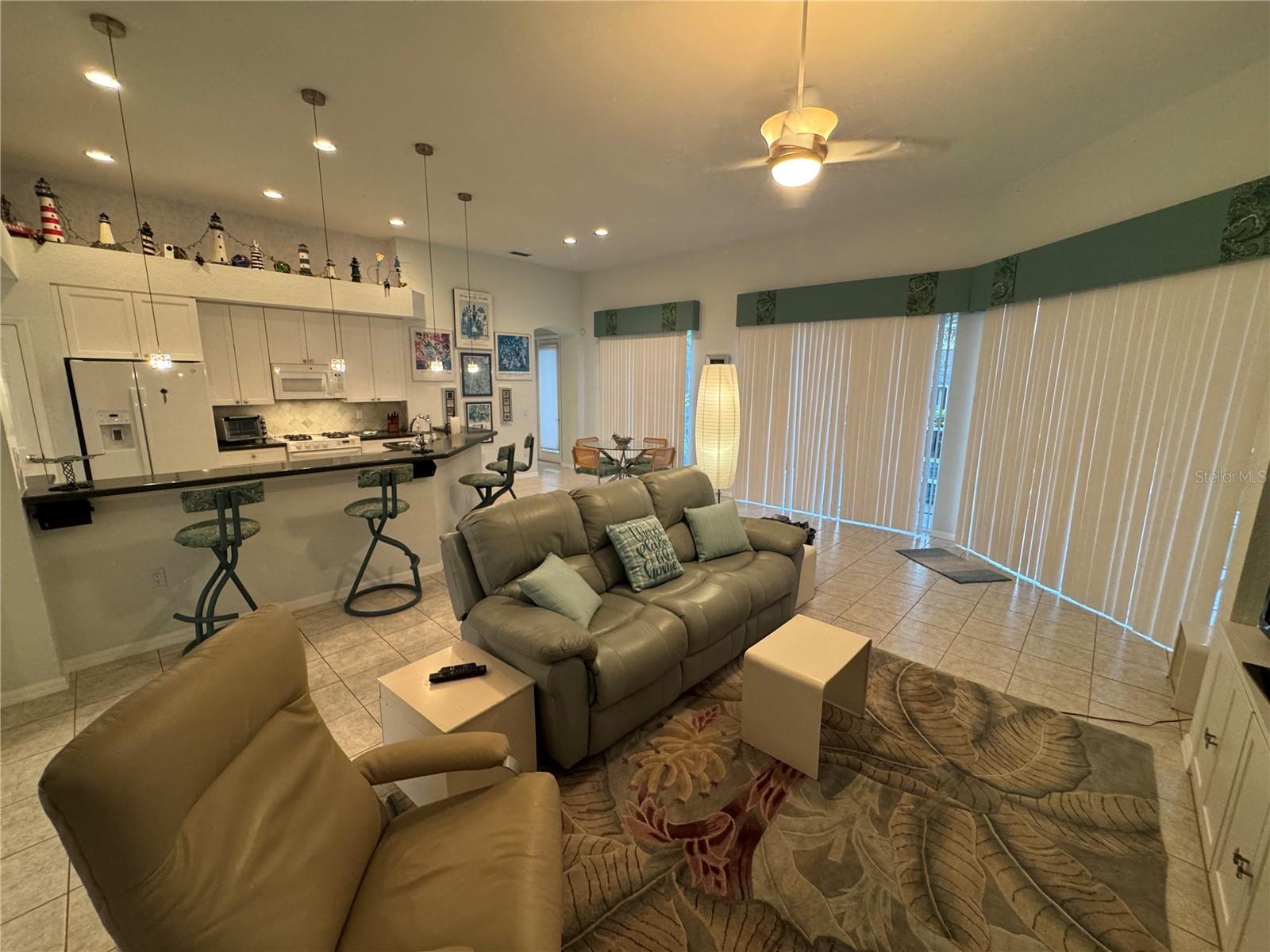 Image 11 of 53 For 8616 15th Avenue Nw