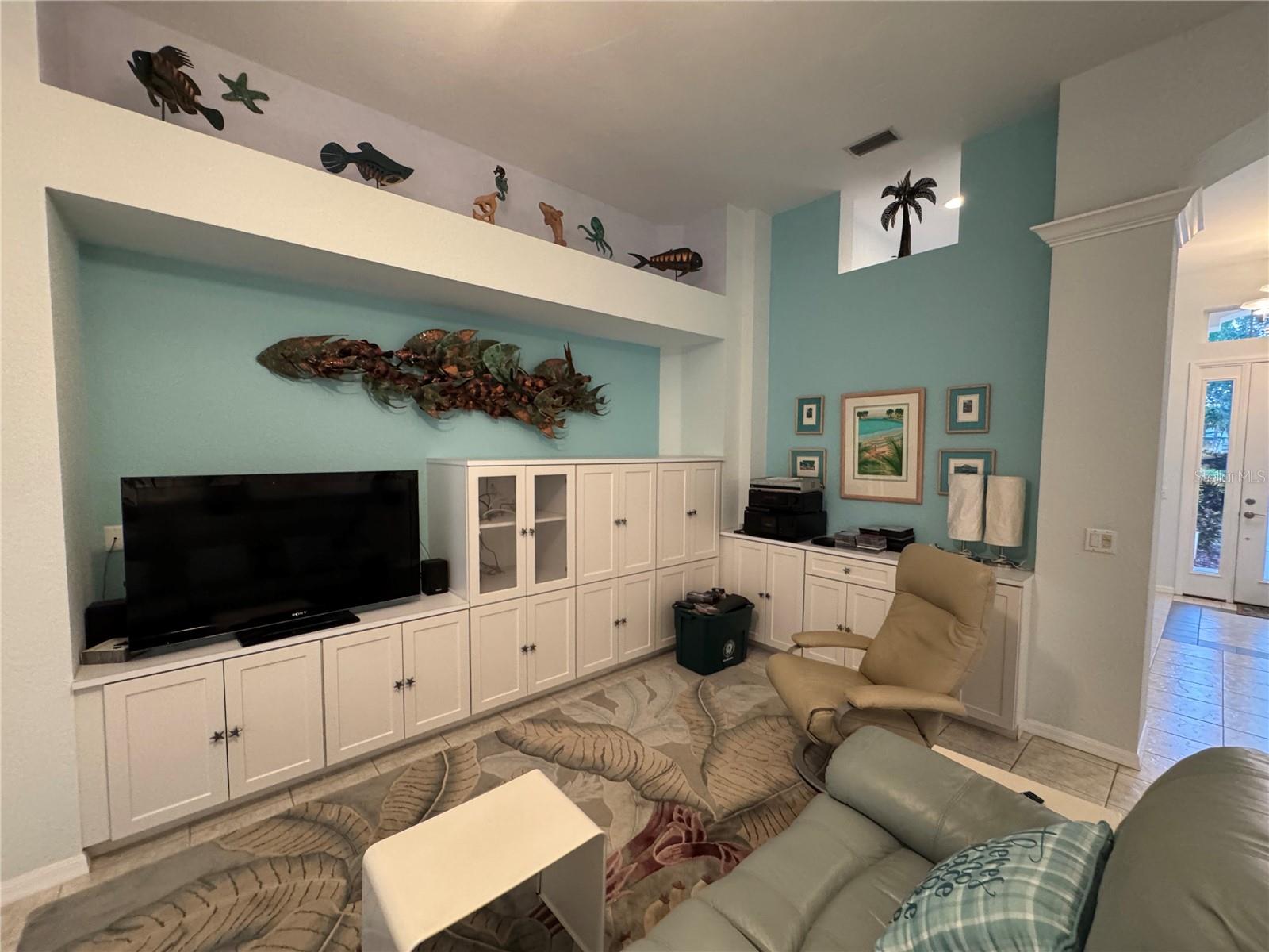 Image 13 of 53 For 8616 15th Avenue Nw