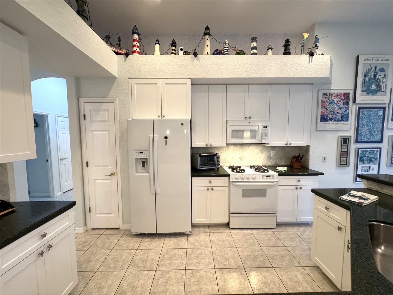 Image 15 of 53 For 8616 15th Avenue Nw
