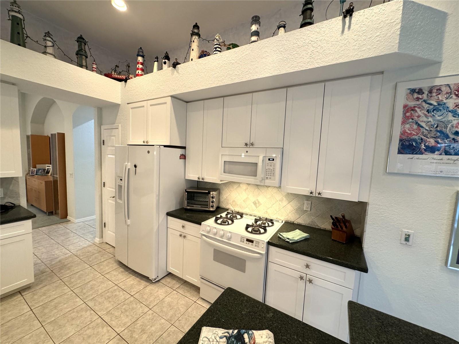 Image 16 of 53 For 8616 15th Avenue Nw