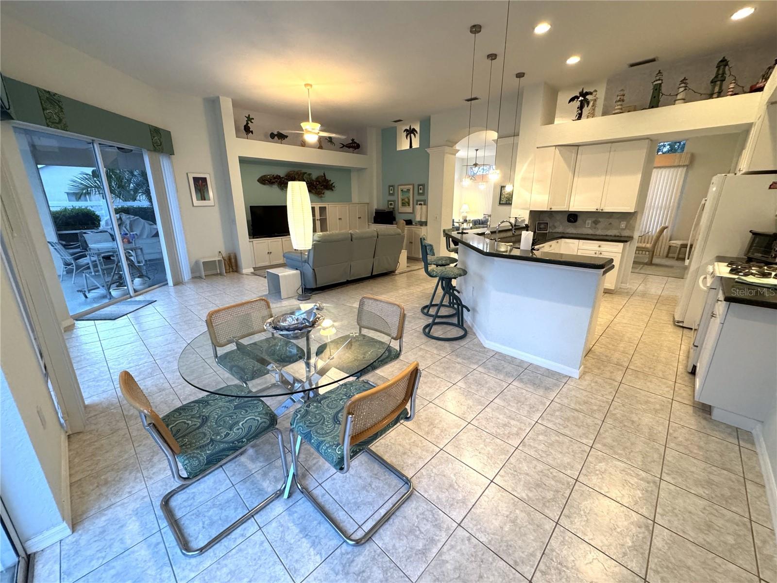 Image 20 of 53 For 8616 15th Avenue Nw