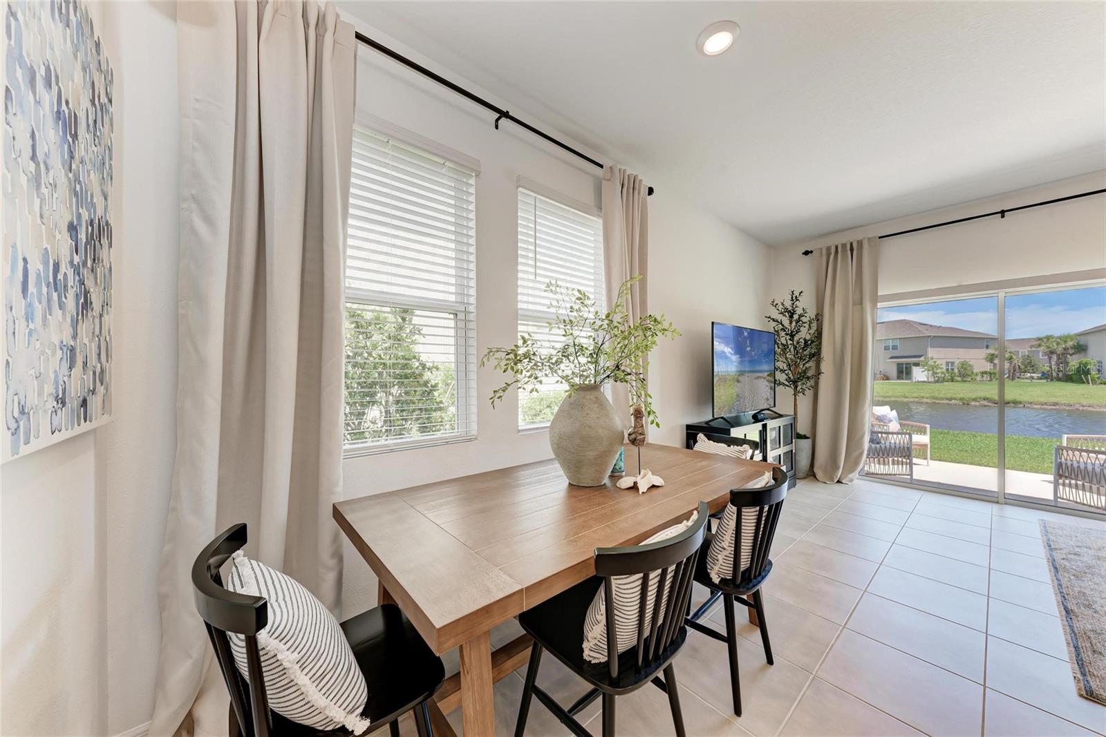 Image 11 of 46 For 5711 Archipelago Street