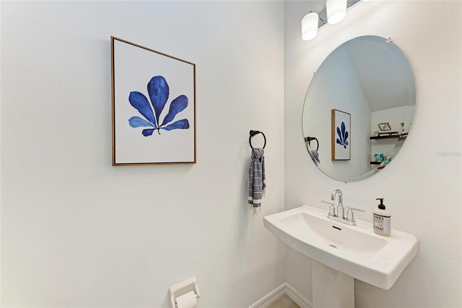 Image 13 of 46 For 5711 Archipelago Street