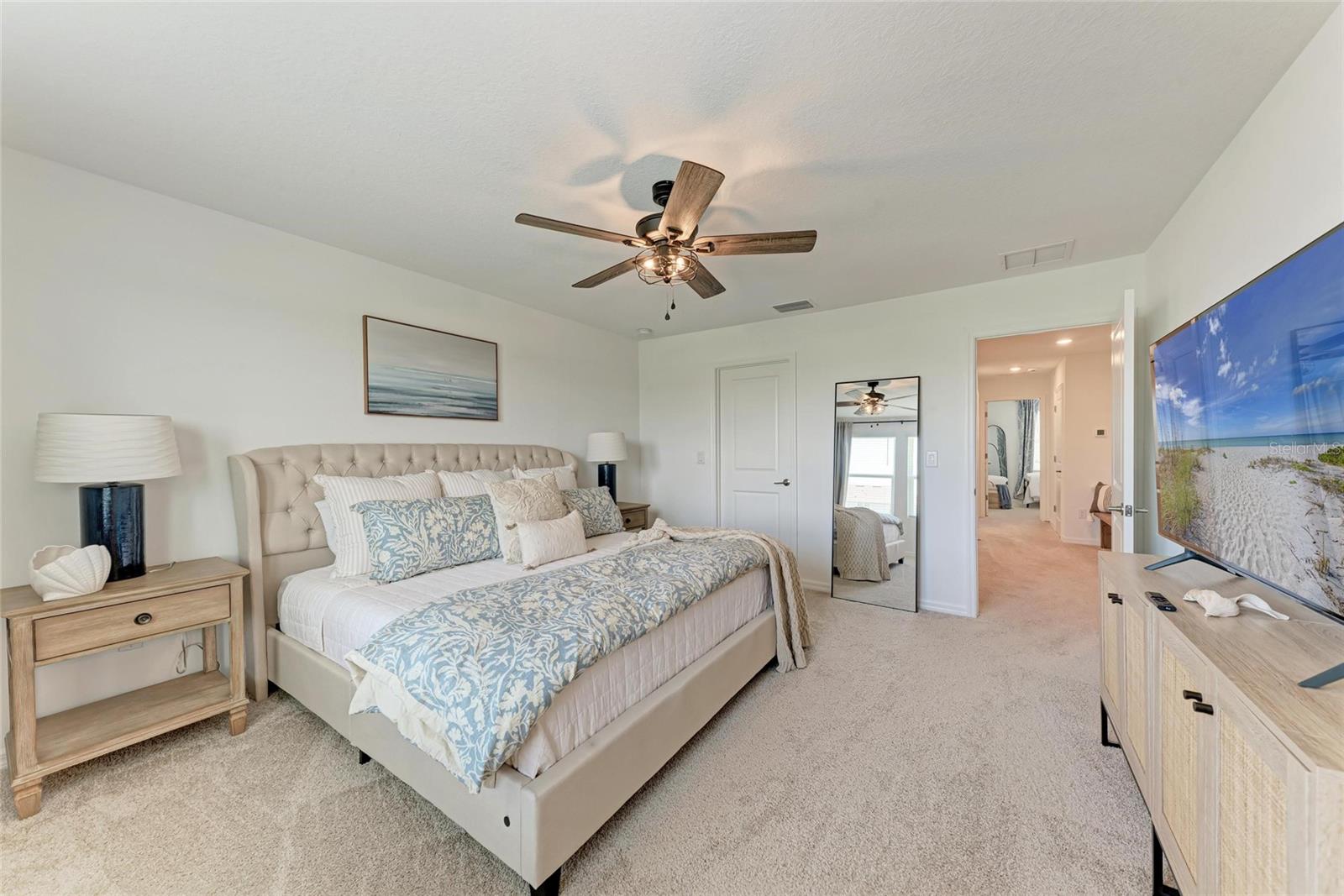 Image 17 of 46 For 5711 Archipelago Street