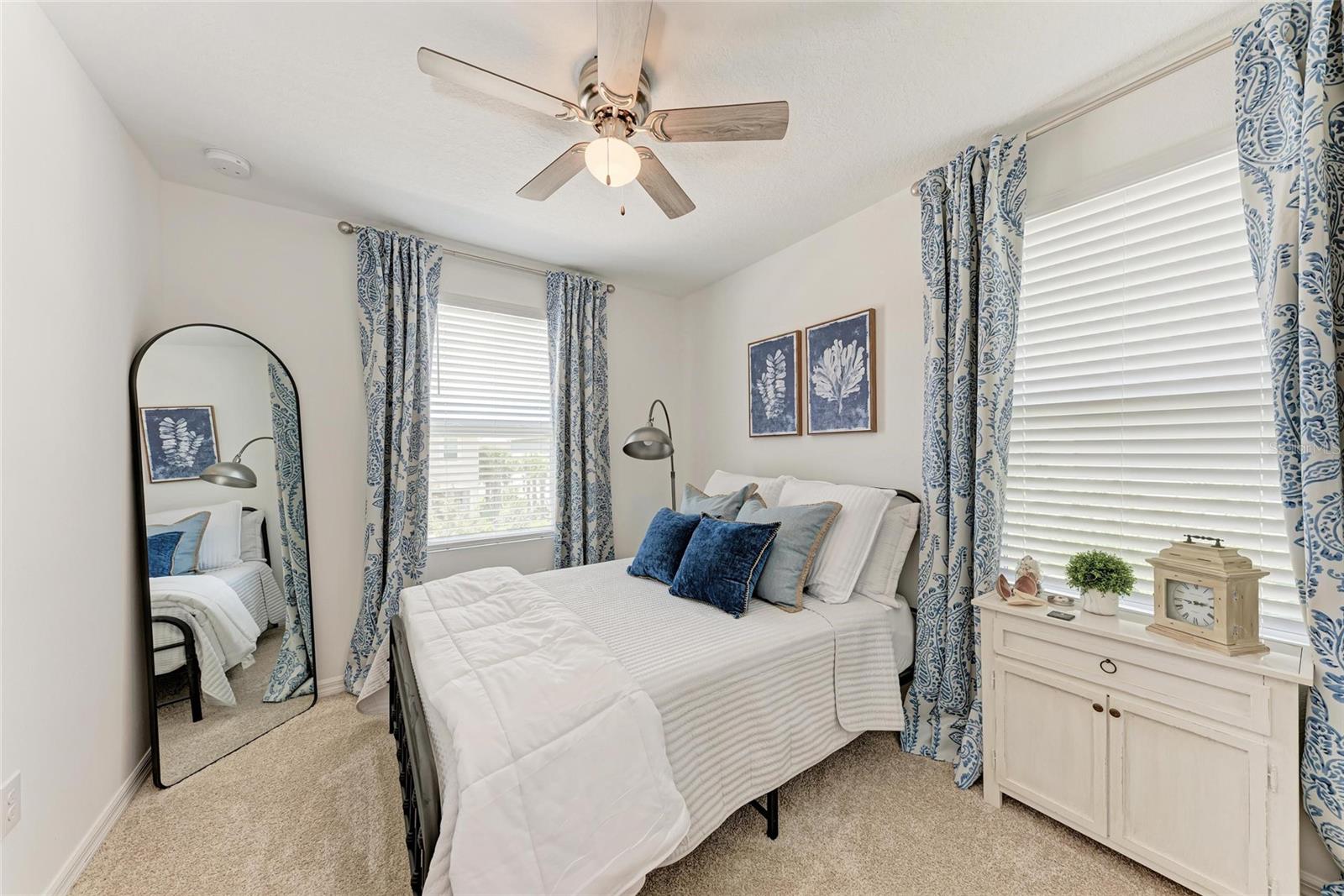 Image 23 of 46 For 5711 Archipelago Street