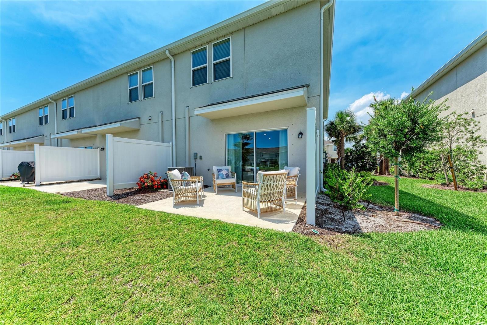Image 34 of 46 For 5711 Archipelago Street