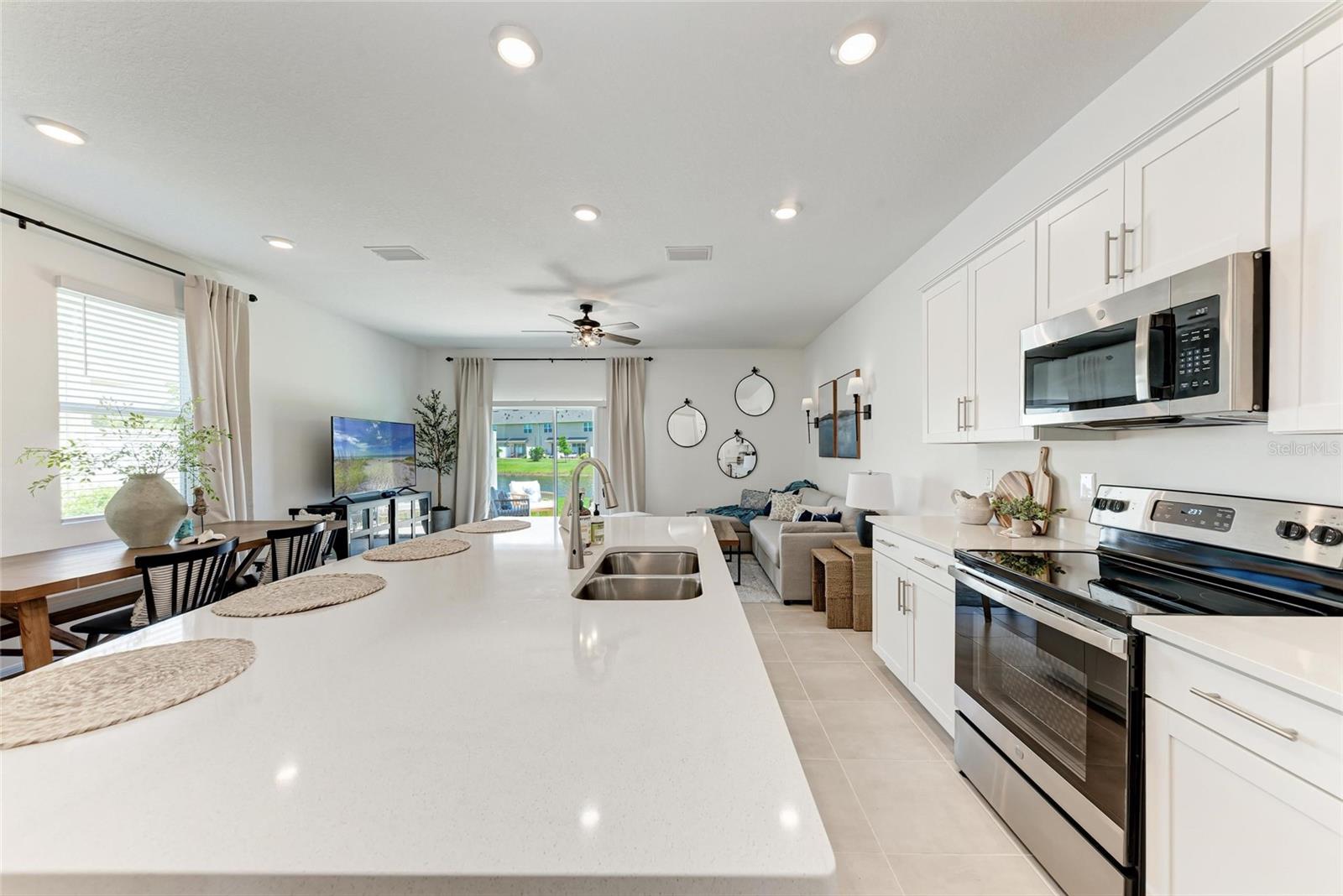 Image 8 of 46 For 5711 Archipelago Street