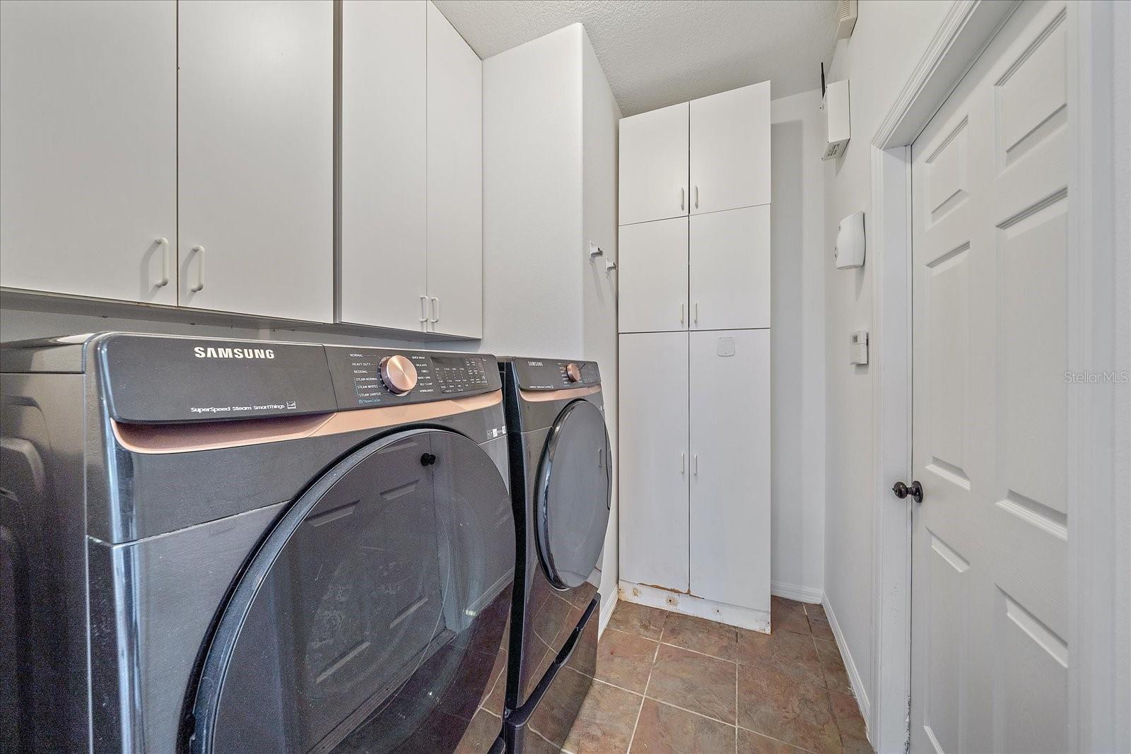 Image 8 of 57 For 6266 Buckingham Street