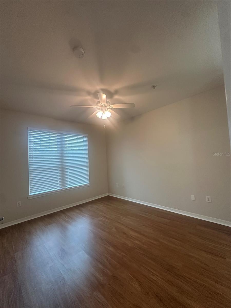 Image 4 of 9 For 4138 Central Sarasota Parkway 1525