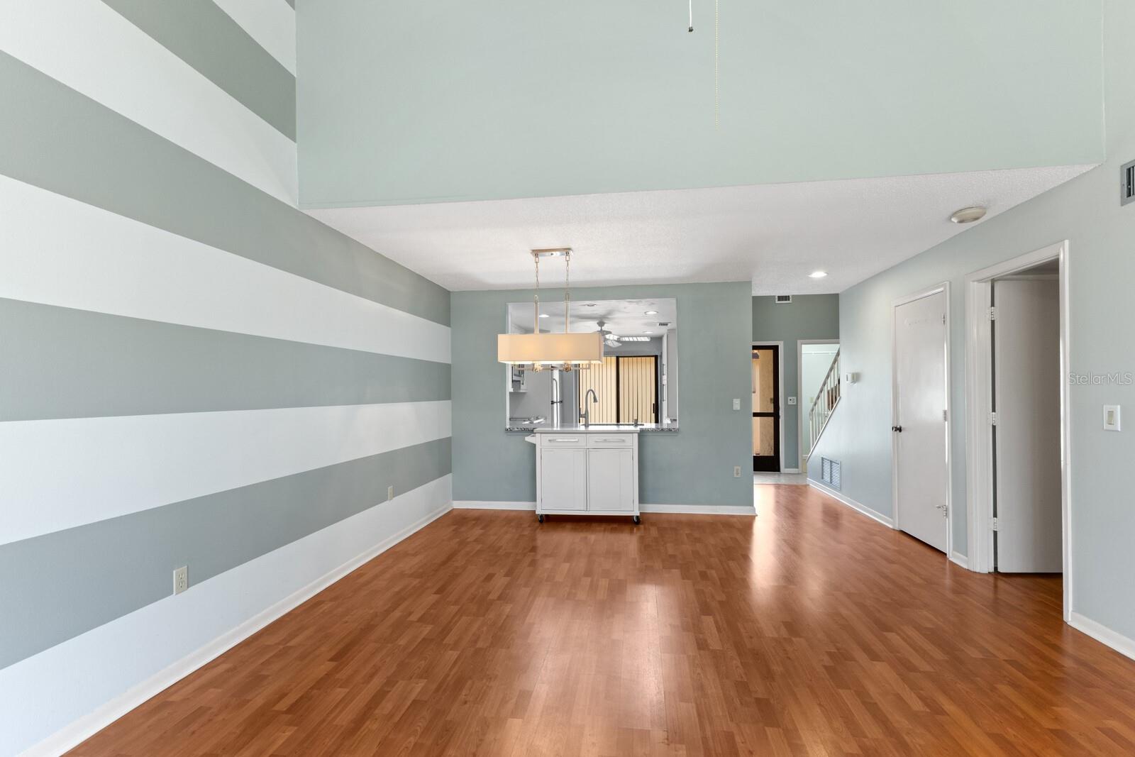 Image 11 of 59 For 5346 Huntingwood Court 21