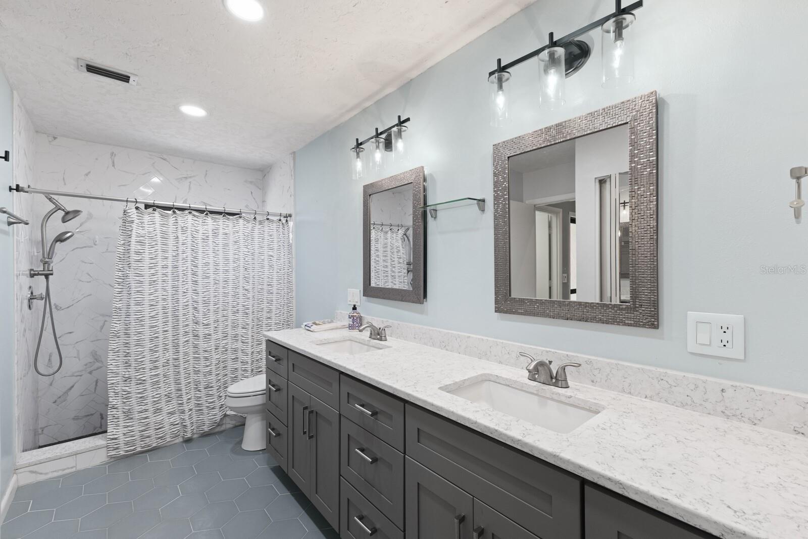 Image 23 of 59 For 5346 Huntingwood Court 21