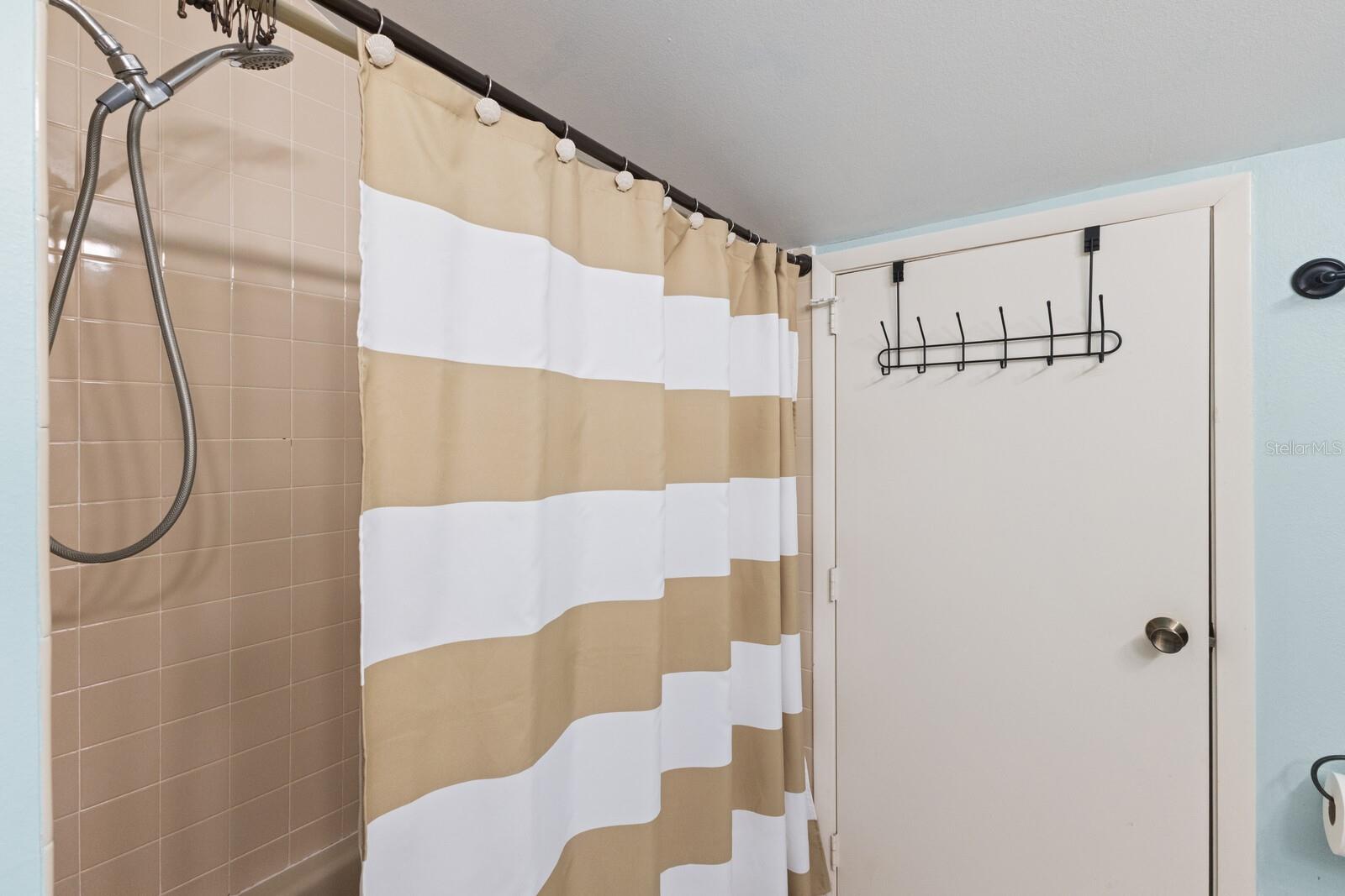 Image 28 of 59 For 5346 Huntingwood Court 21