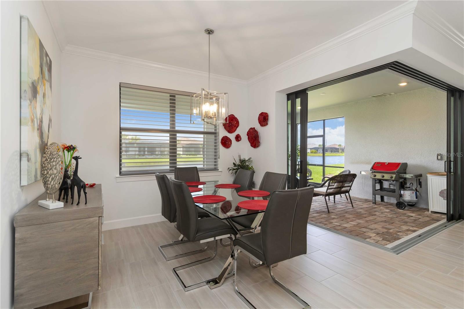Image 13 of 79 For 7758 Summerland Cove