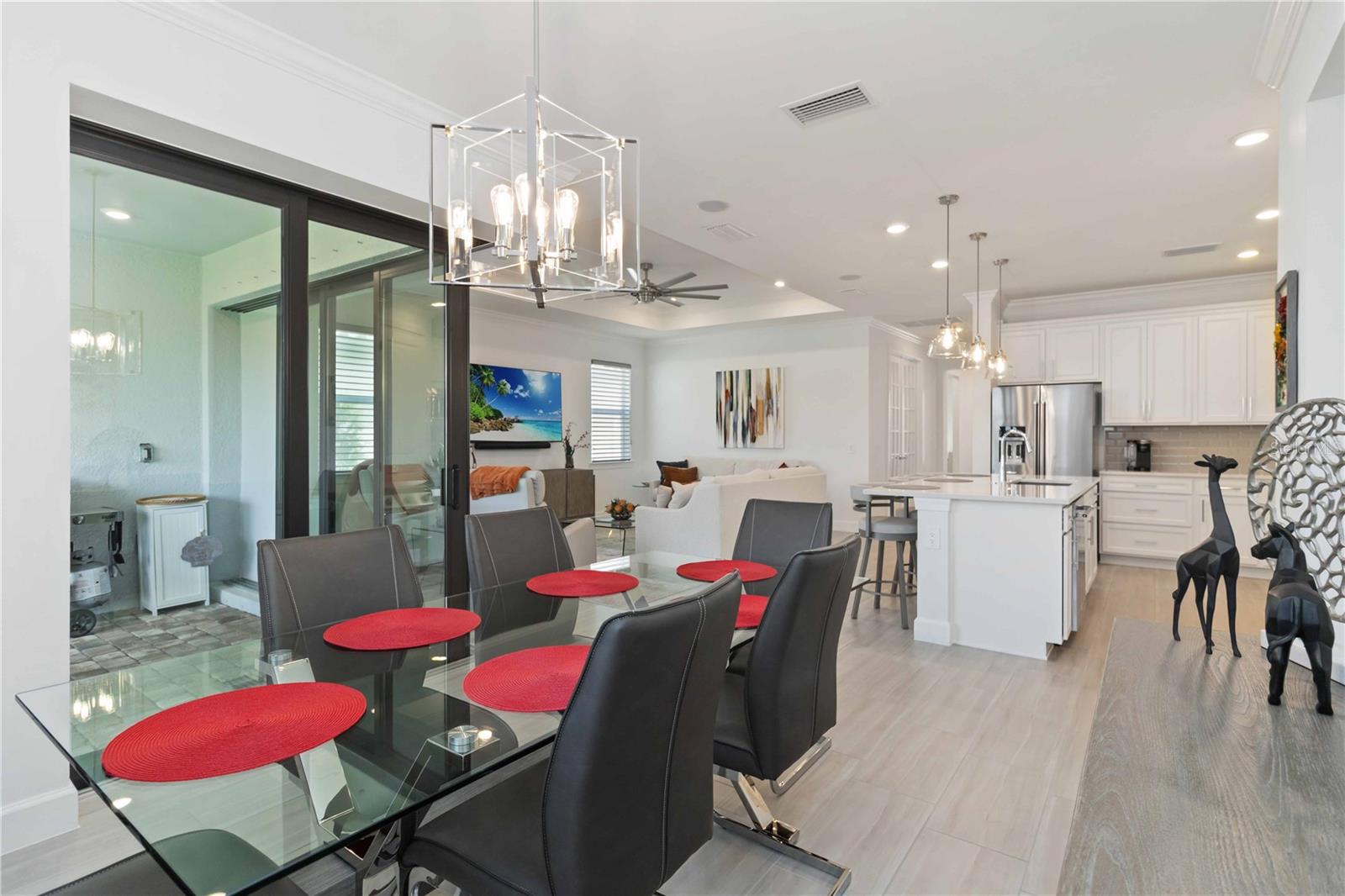 Image 15 of 79 For 7758 Summerland Cove